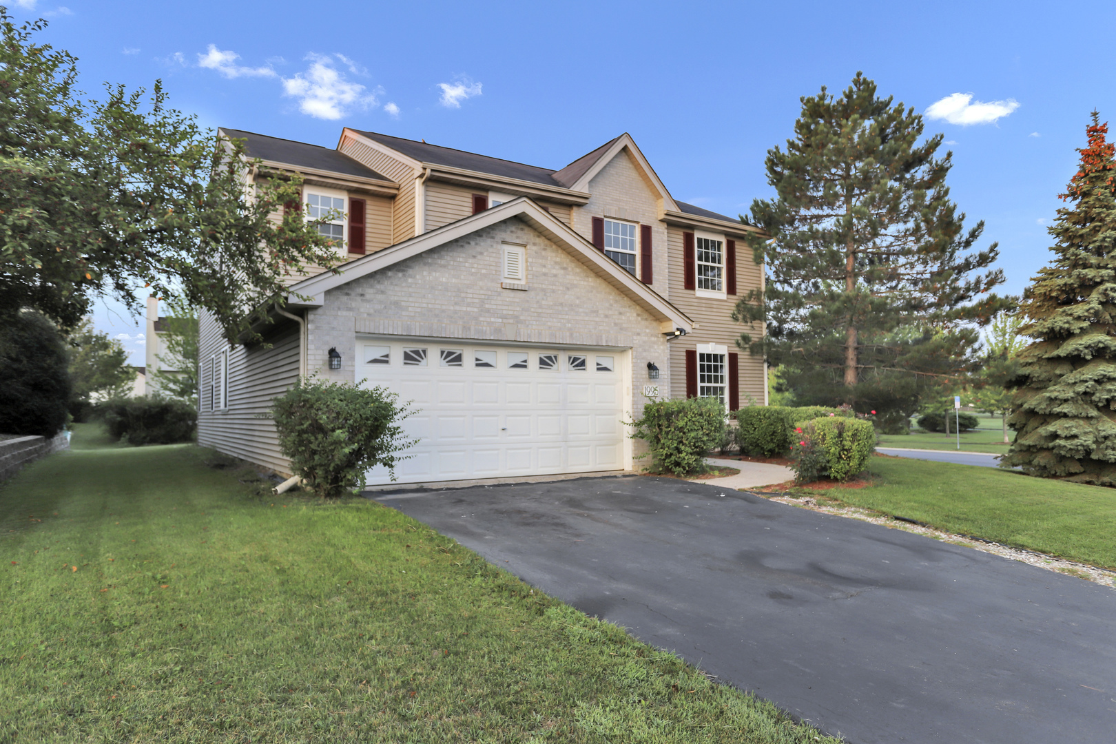 1995 Meadowview Drive