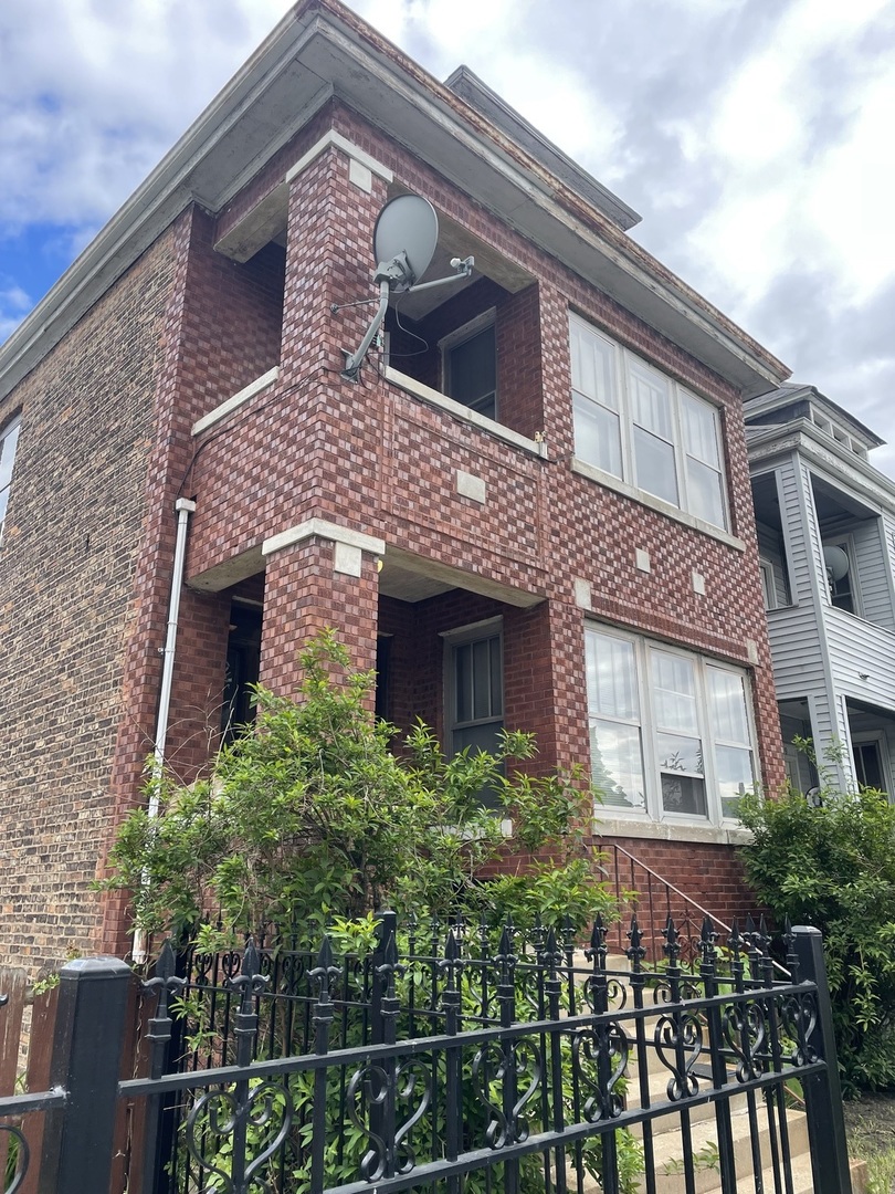 4027 Maplewood Avenue