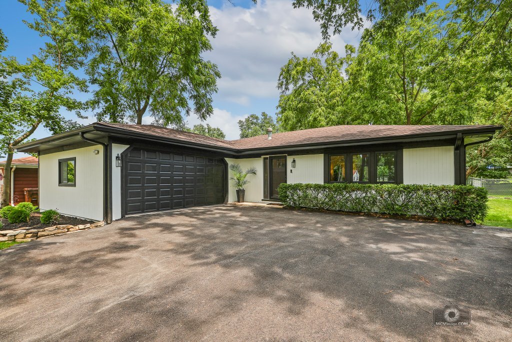 20023 Wolf Road