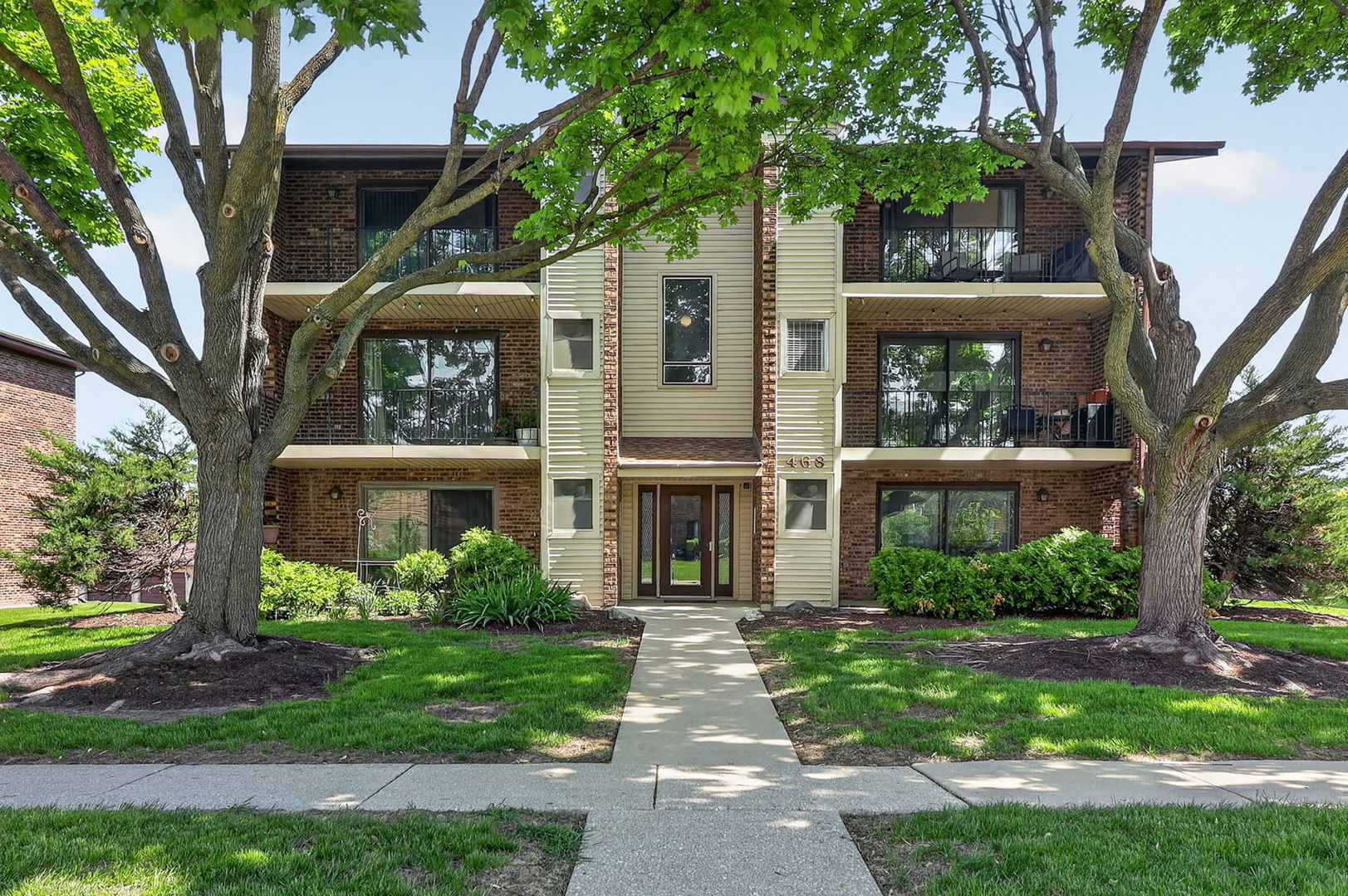 468 Valley Drive
