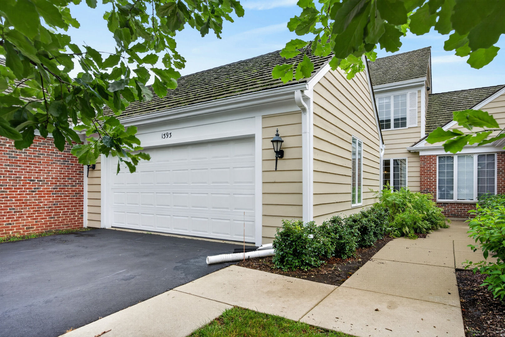 1393 Shire Circle