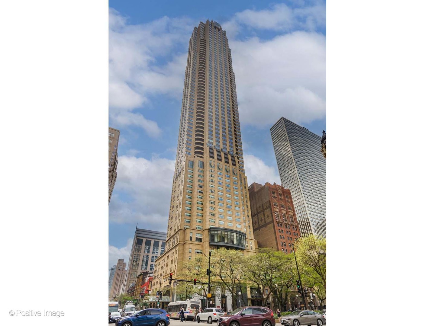 800 MICHIGAN Avenue