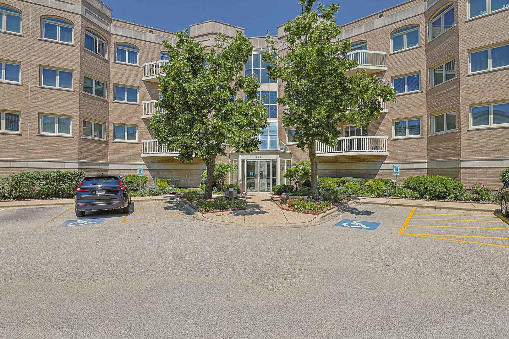170 Manchester Drive