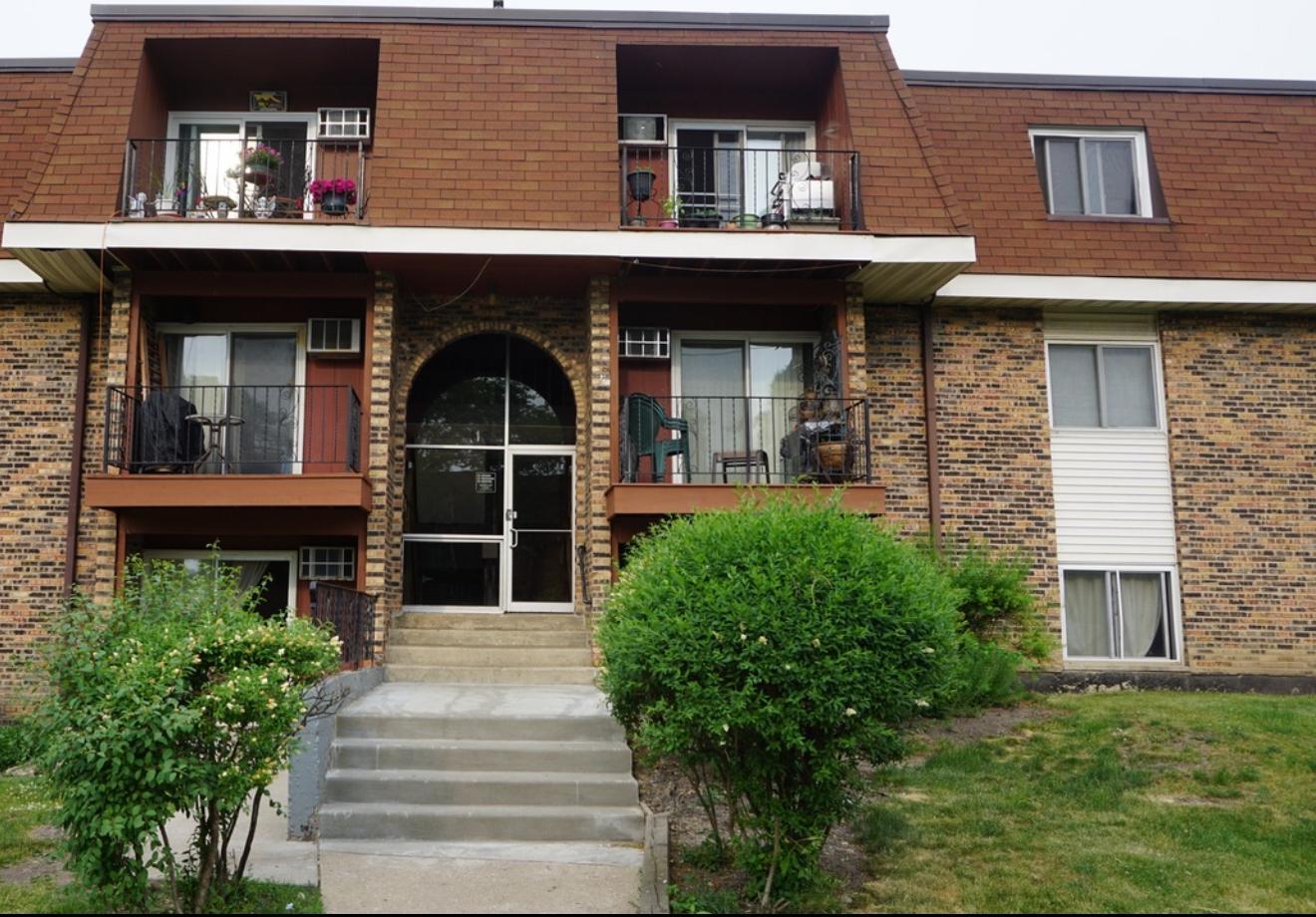 1195 Meadow Lane