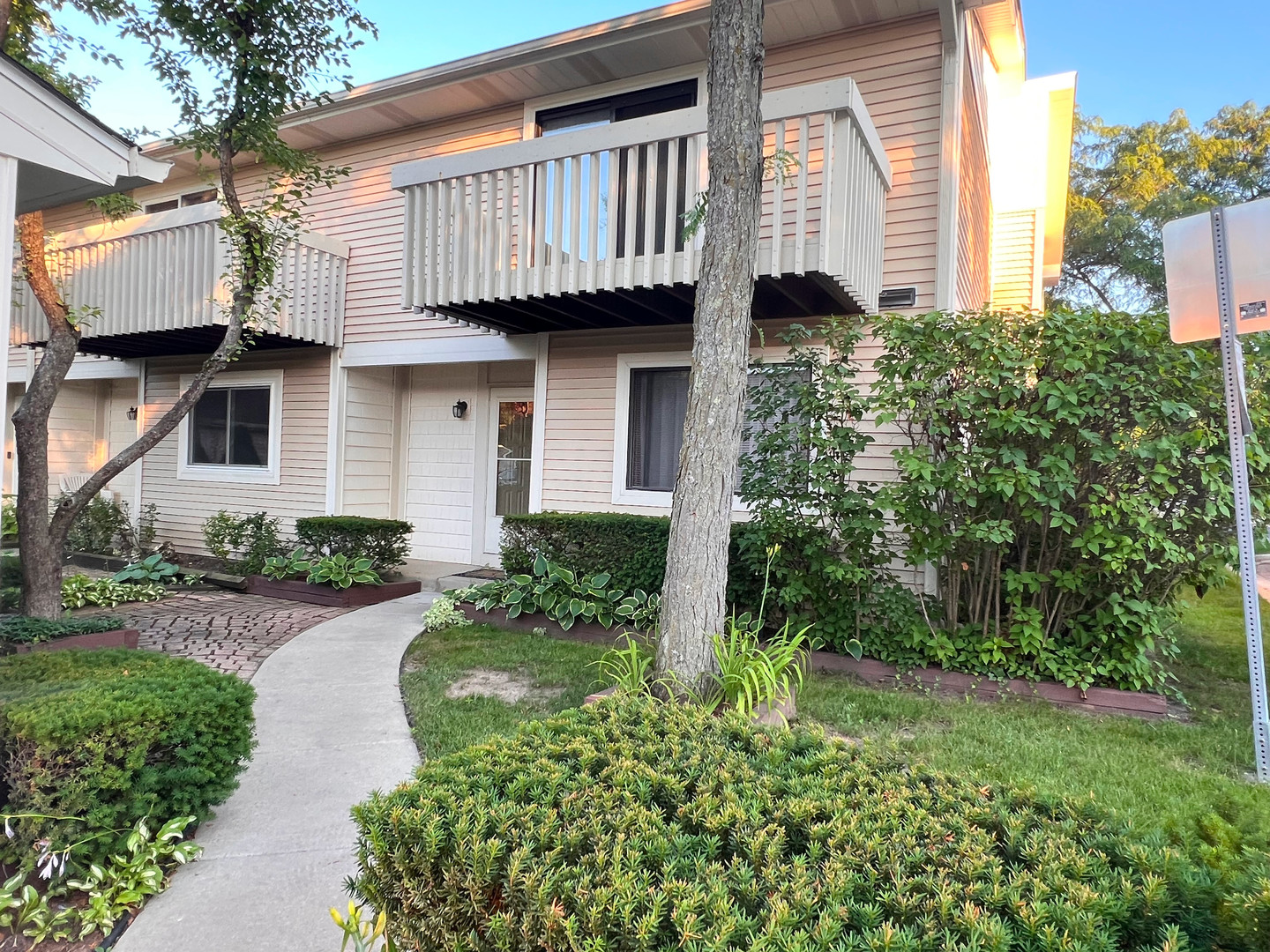 119 Saratoga Court