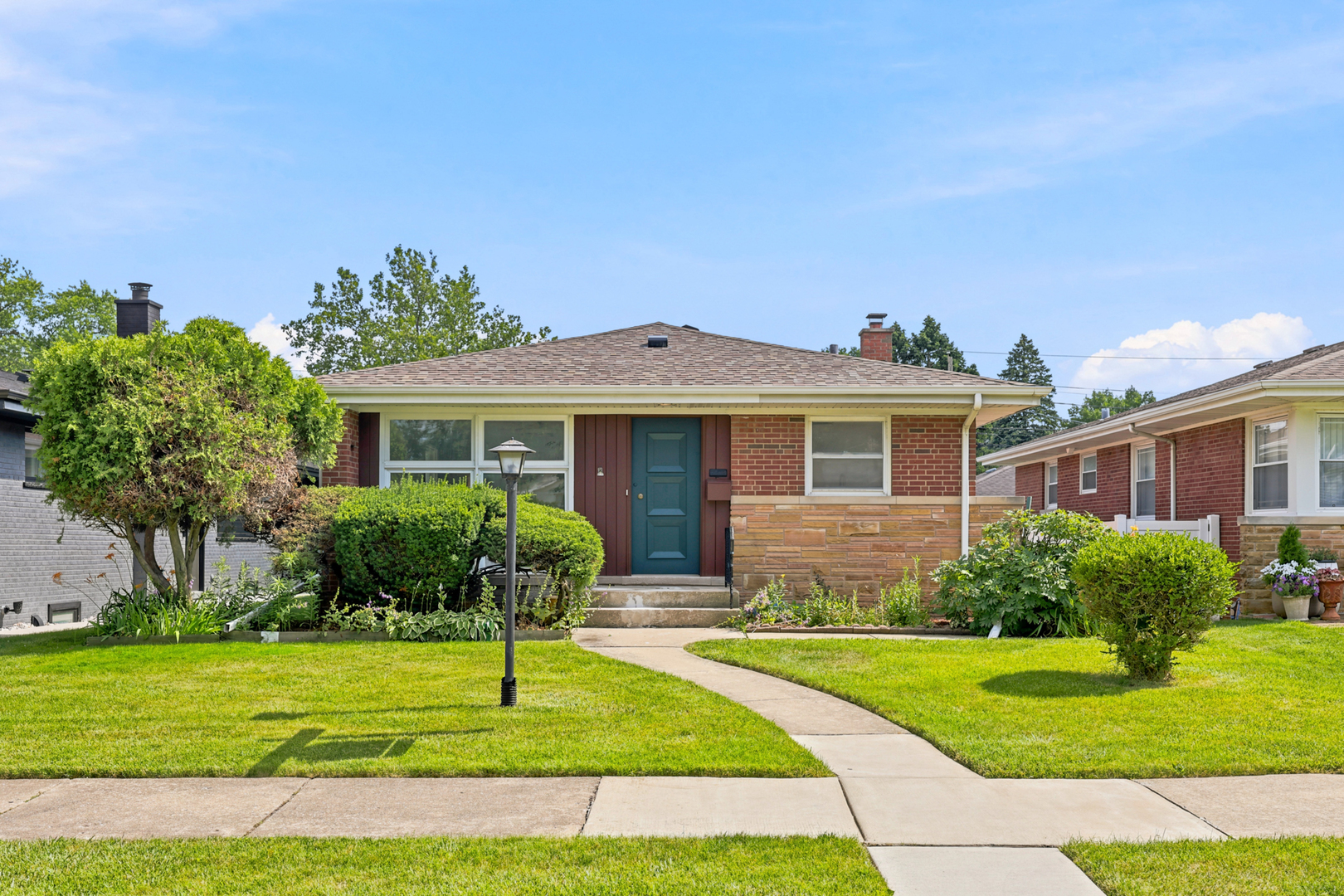 5107 Fairview Lane