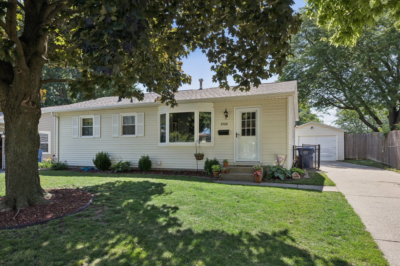 3702 Clover Hills Drive