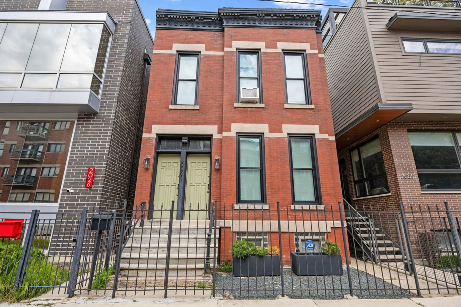 2024 Superior Street