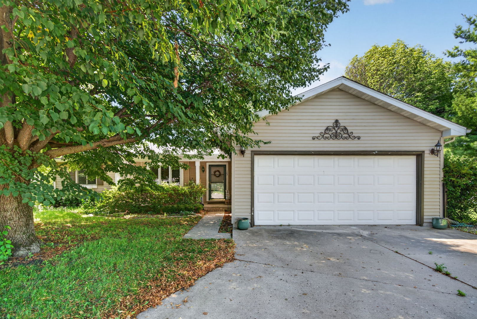 102 Roma Court