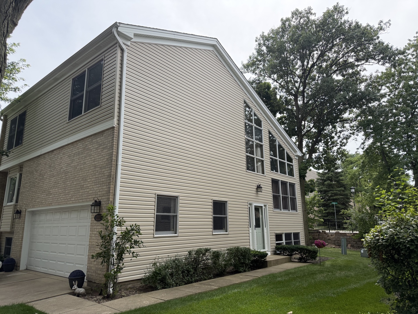 222 Thomas Drive