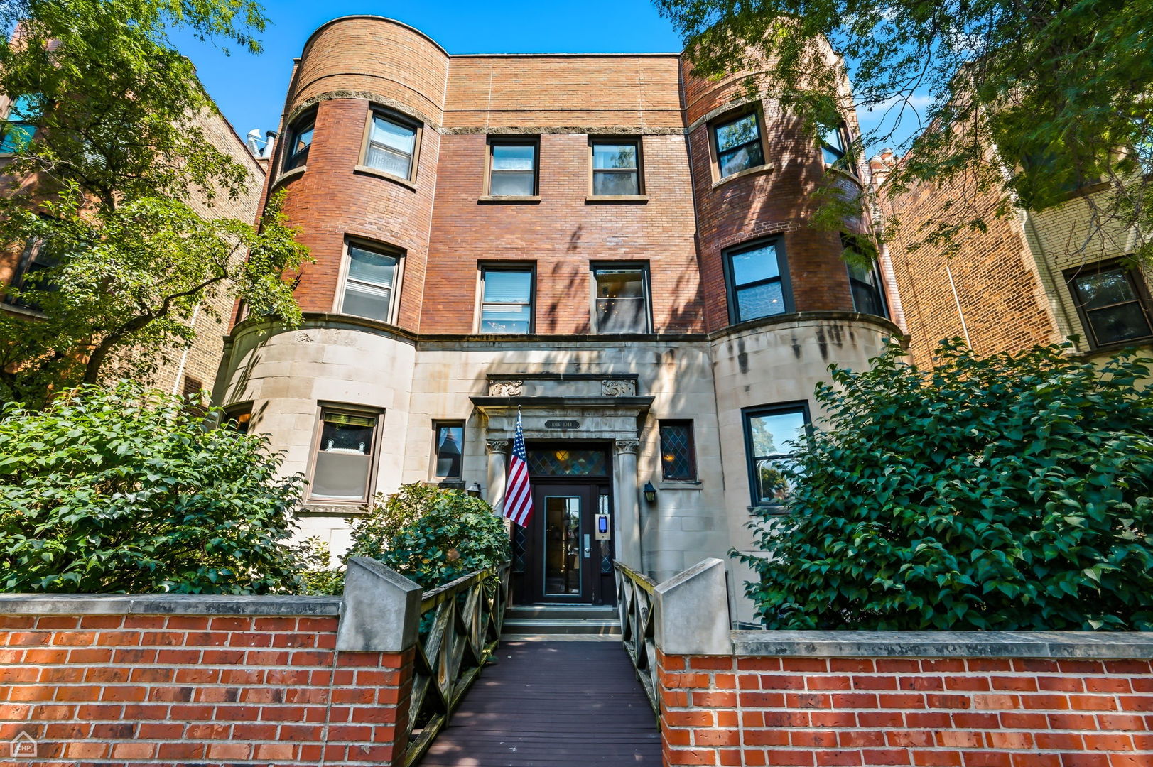 1044 Byron Street