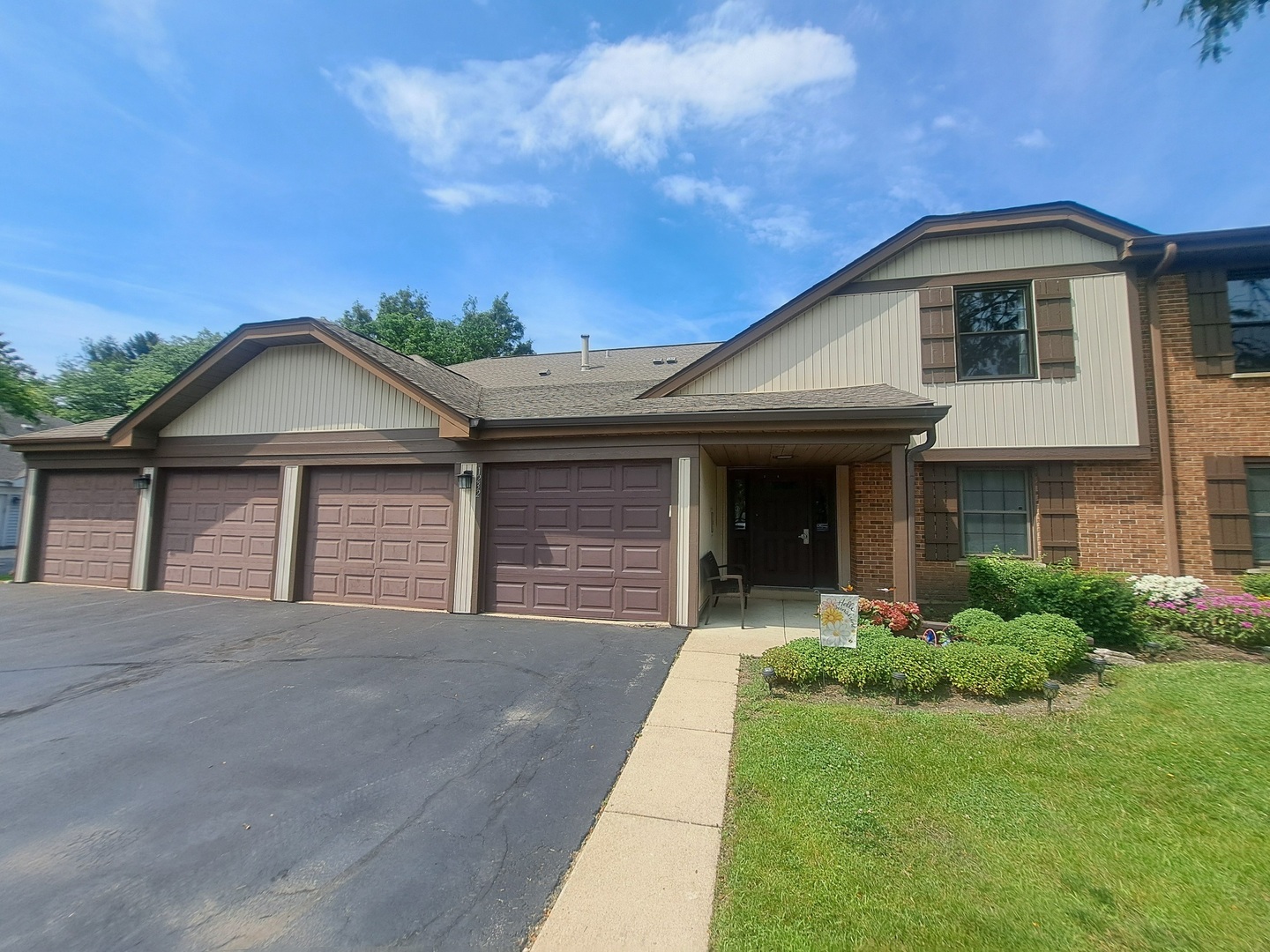 1232 Plum Tree Court