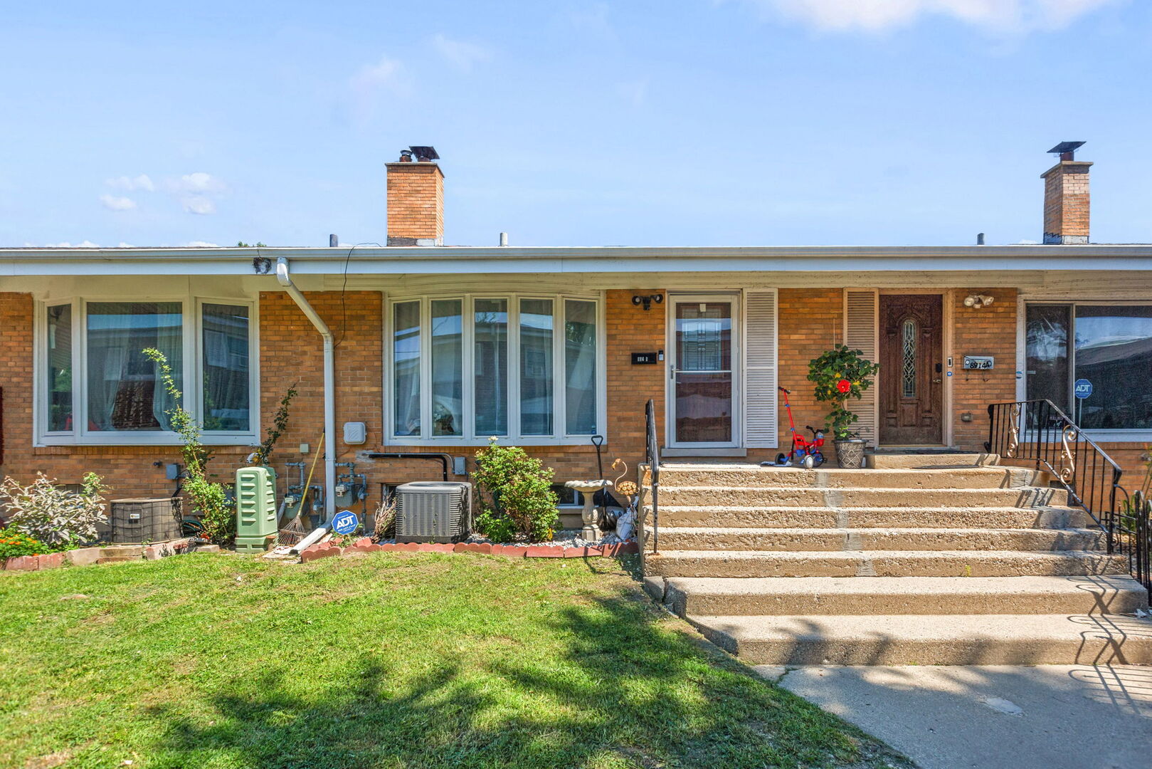 8914 Robin Drive