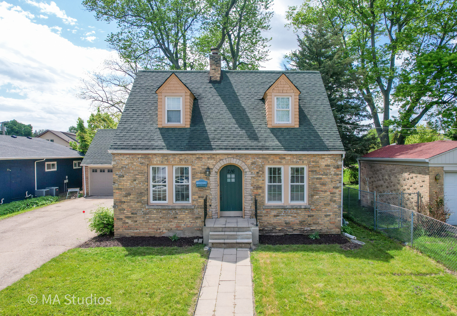 216 Wilcox Avenue