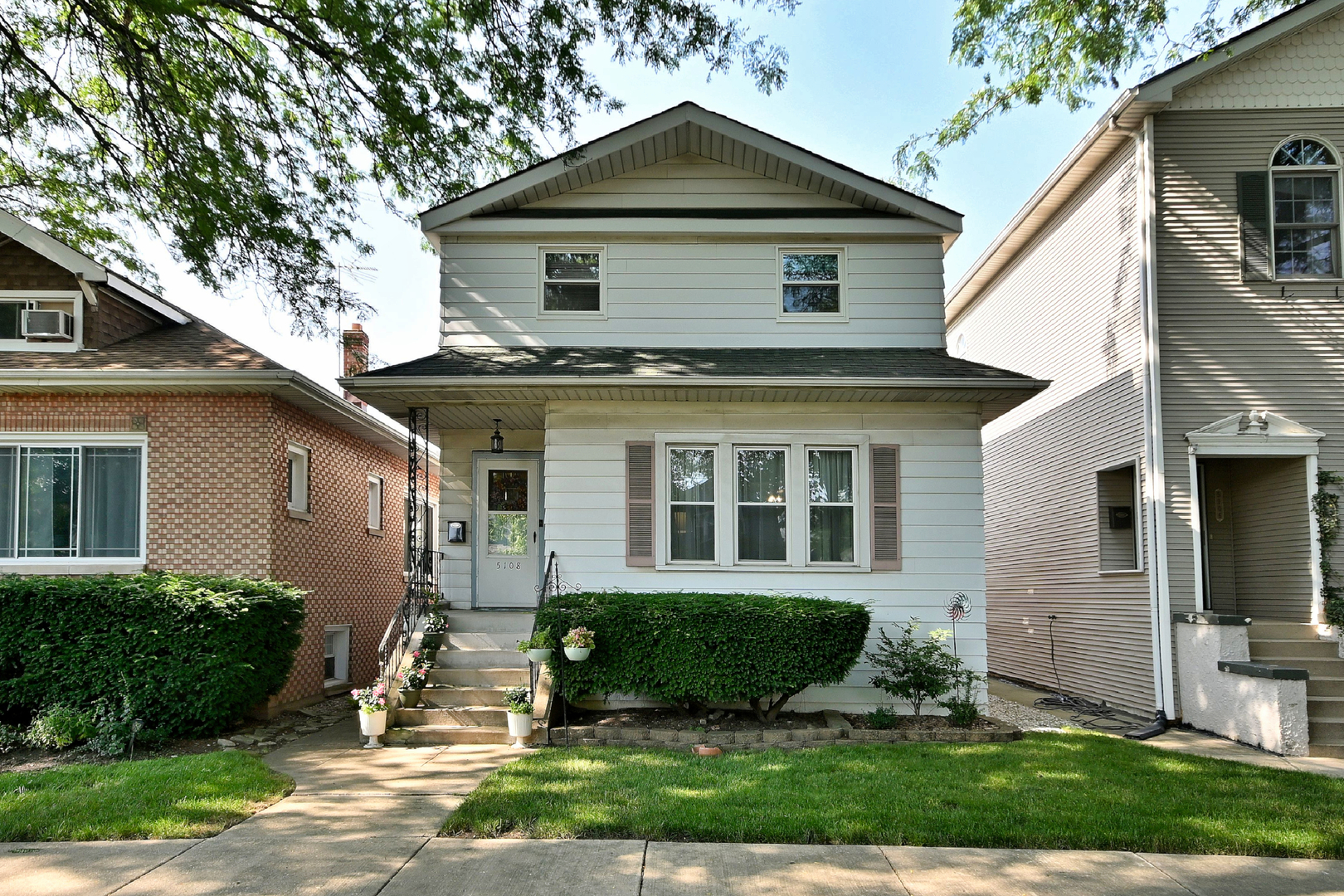 5108 Winona Street