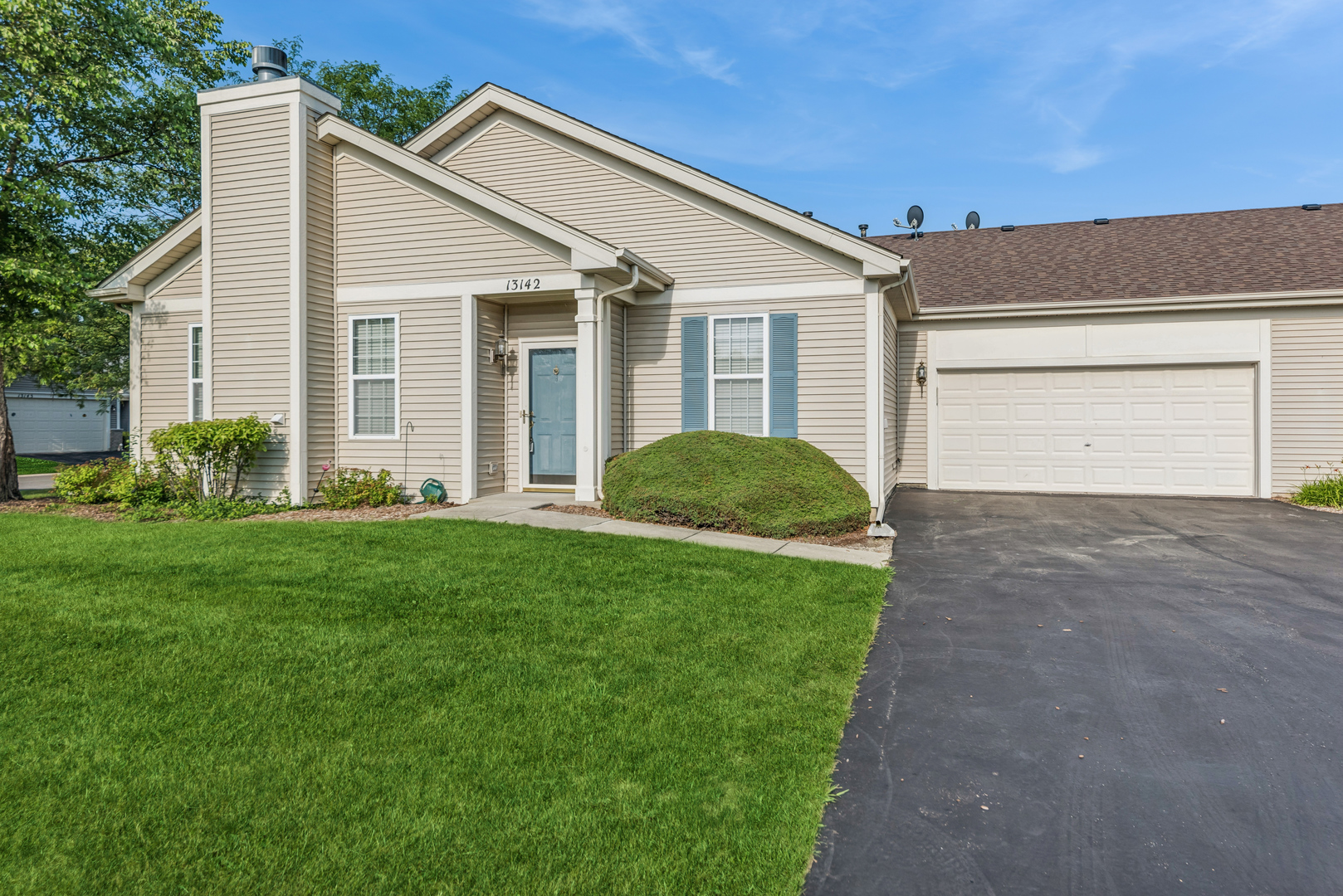 13142 Sheffield Lane