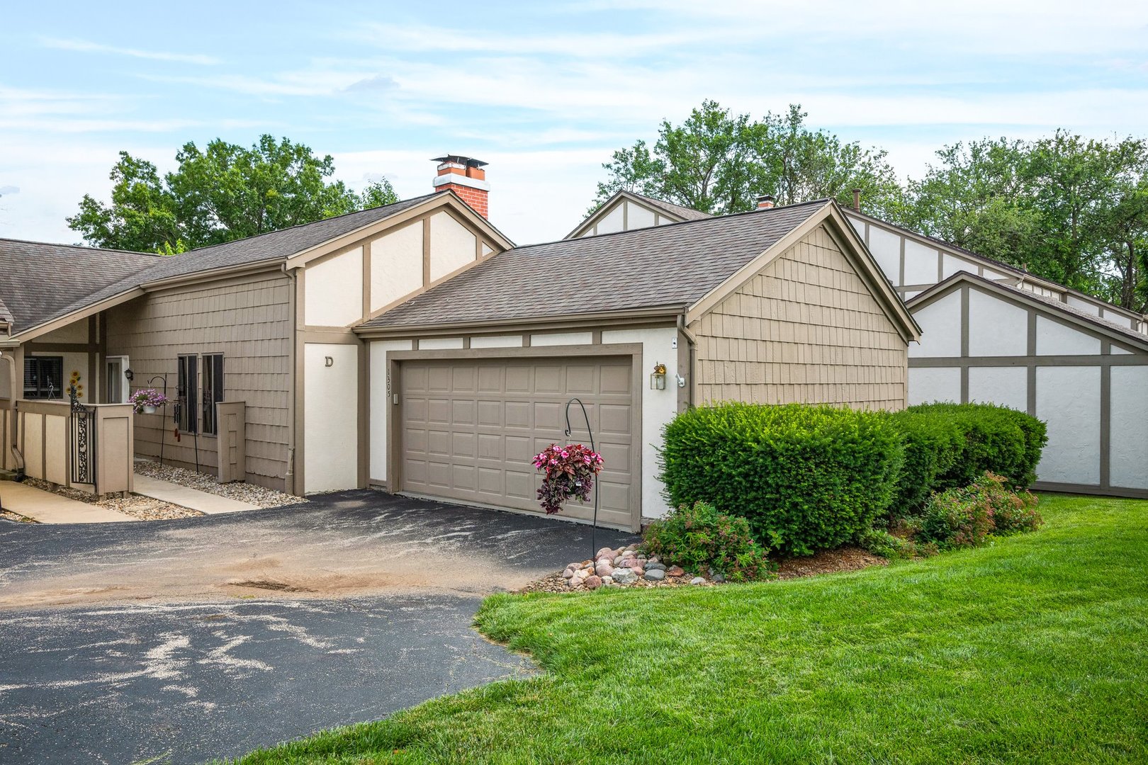 1305 Kingsridge Court