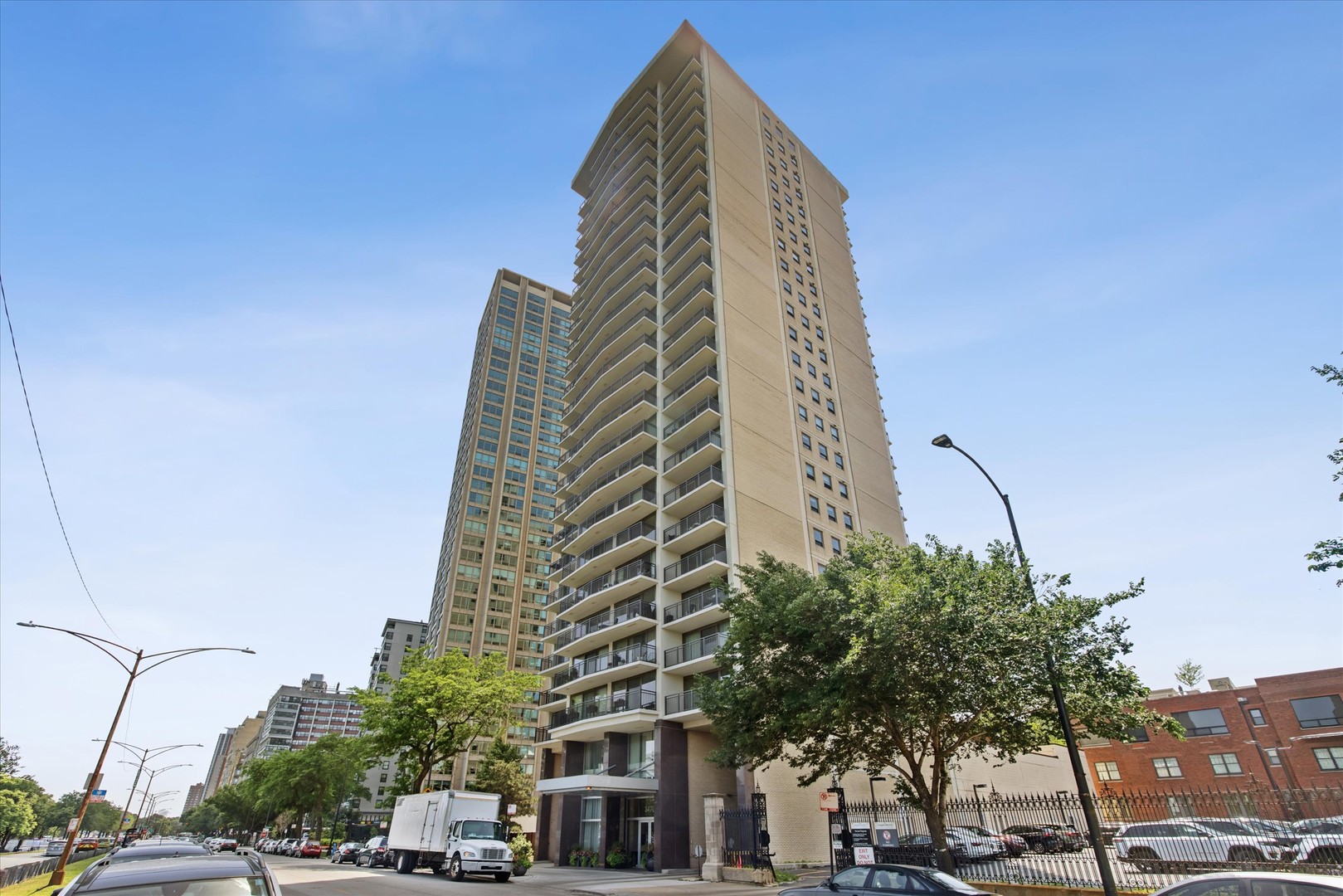 3470 Lake Shore Drive