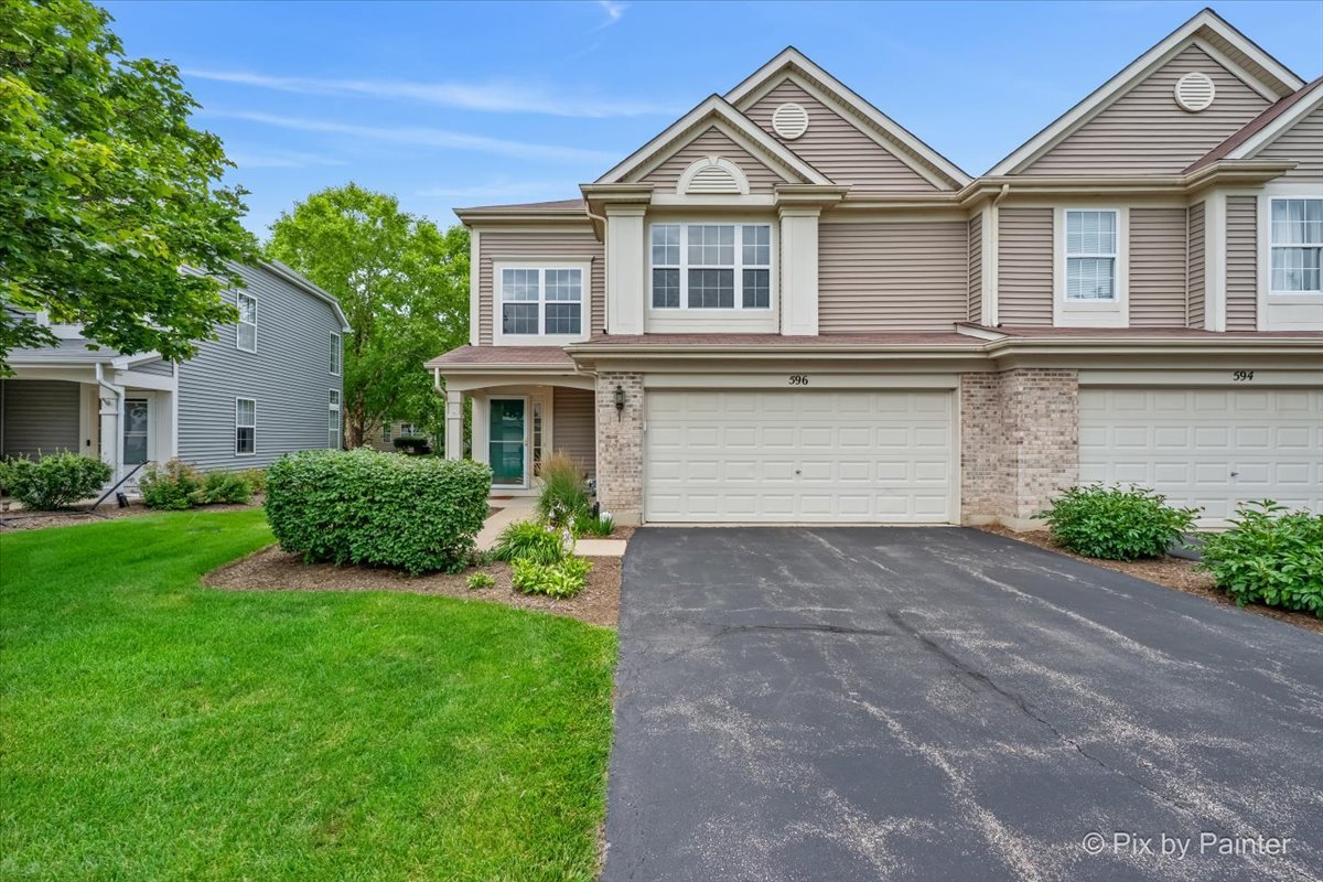 596 Yorkshire Lane