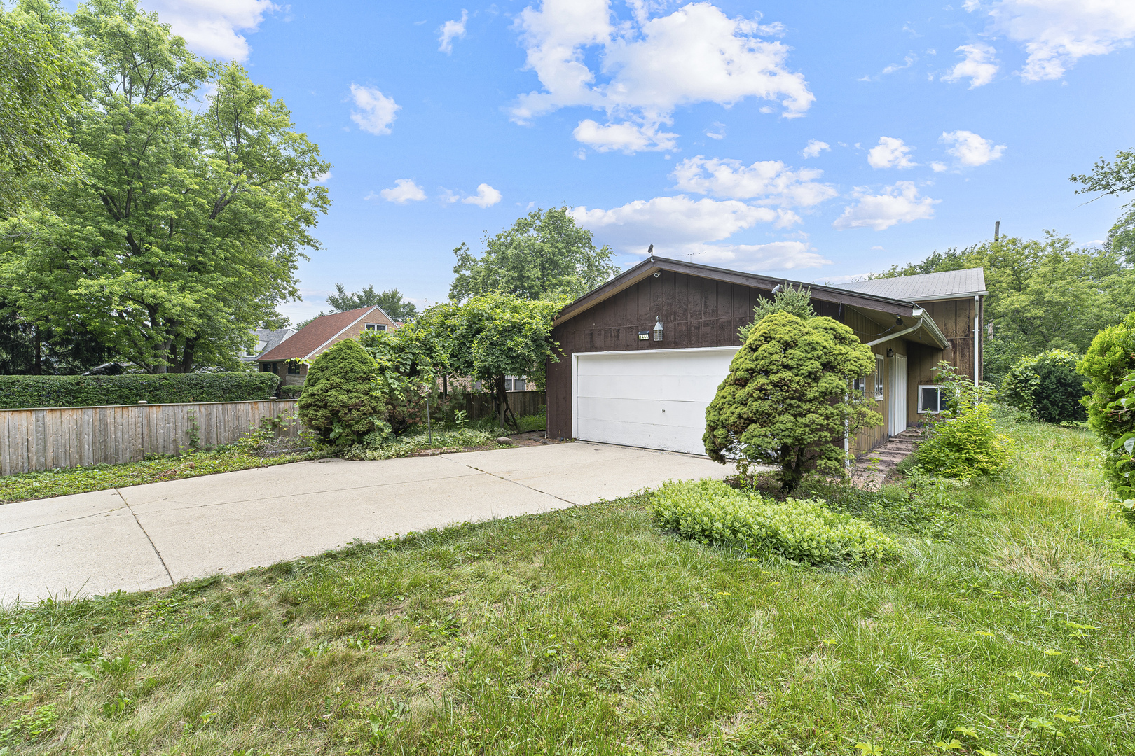 1444 Deerfield Place