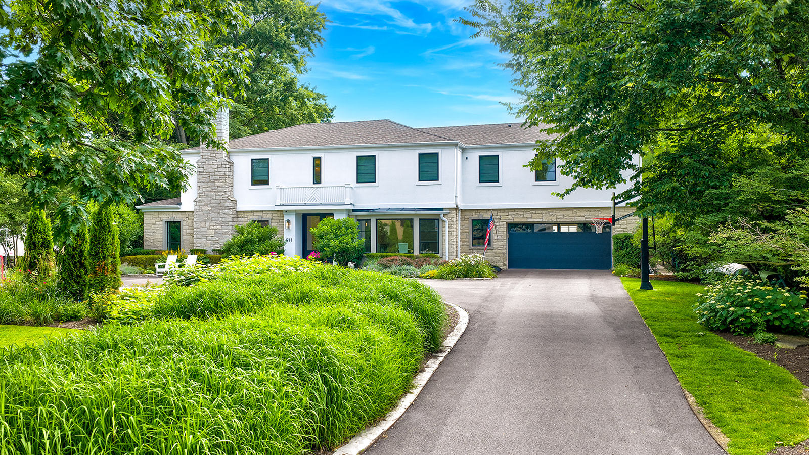 911 Oak Drive