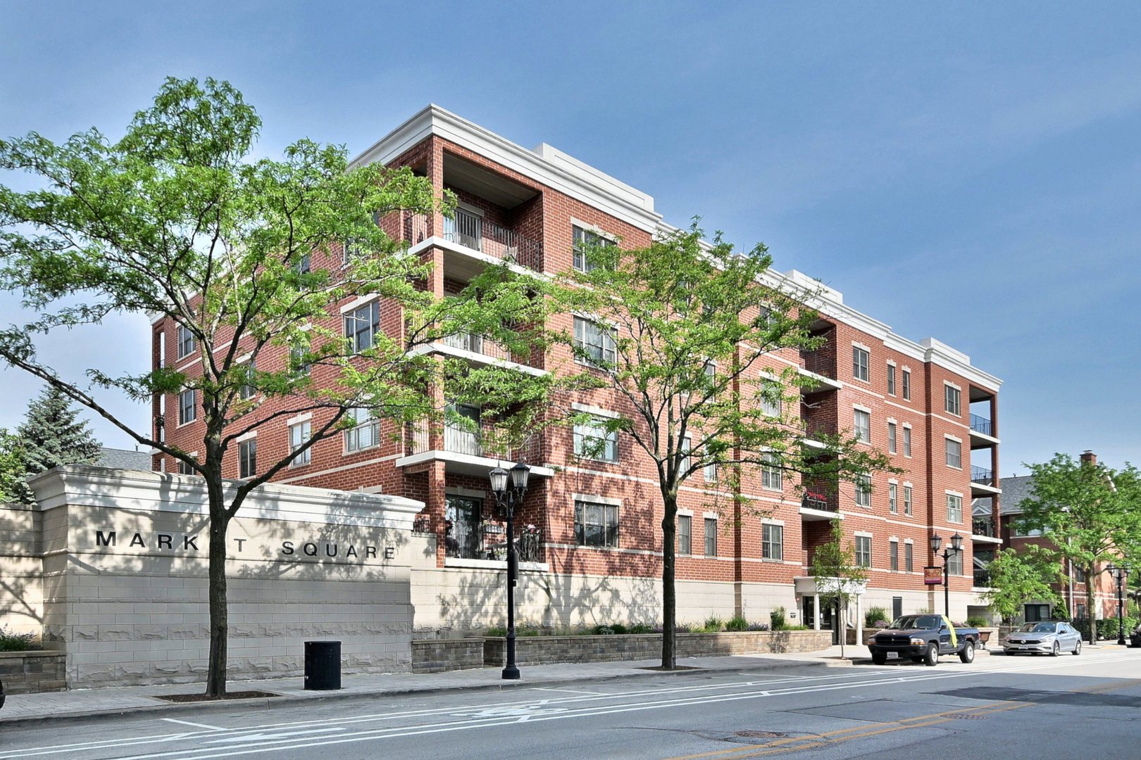 210 Addison Avenue