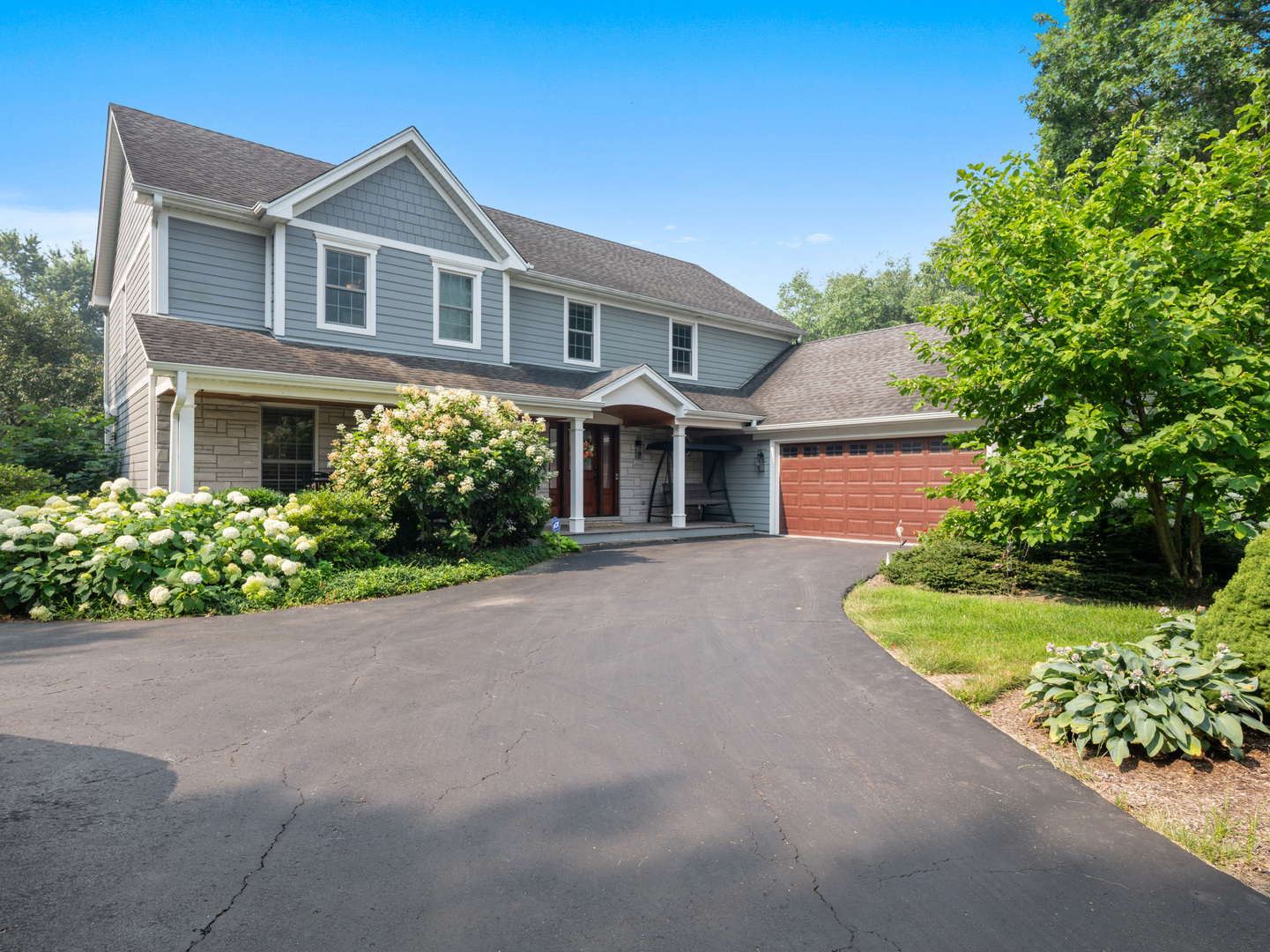 39W831 Hoeweed Lane
