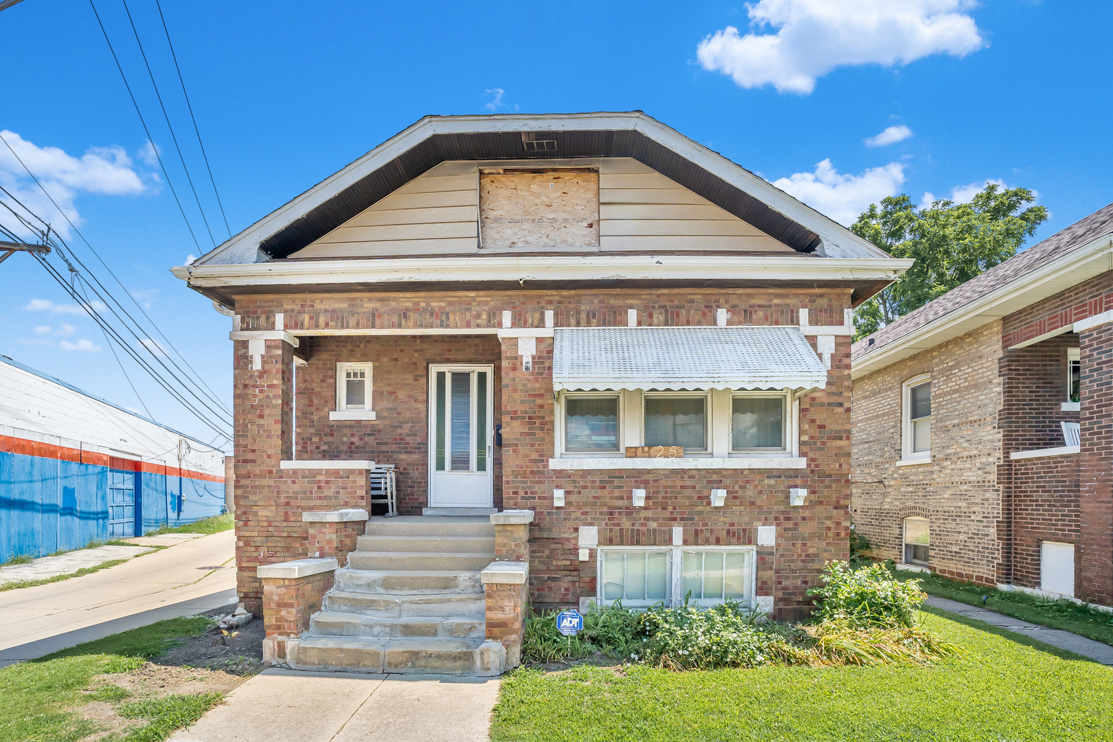 3425 Elmwood Avenue