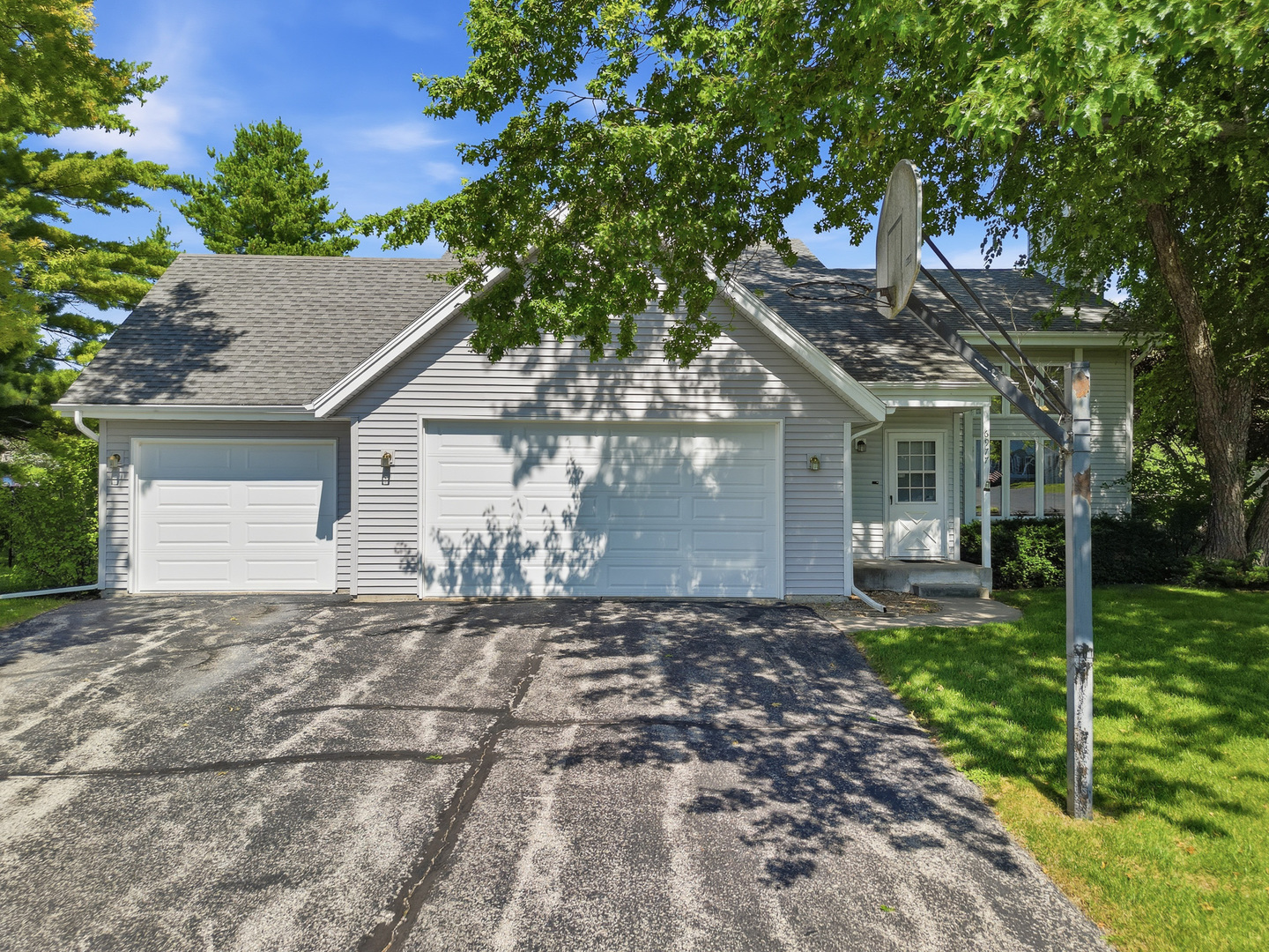 6977 Alpine Drive