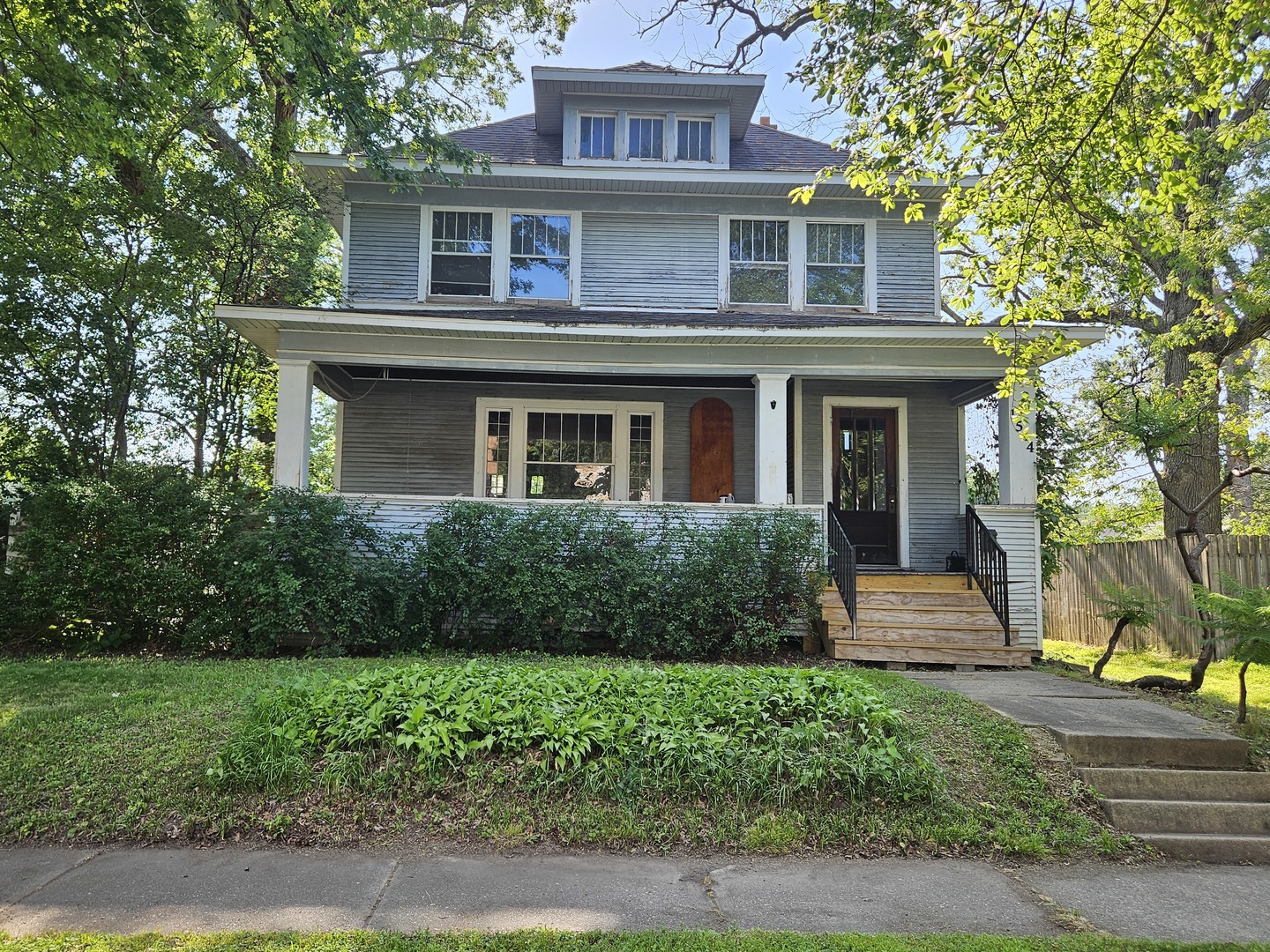 1544 29 1/2 Street