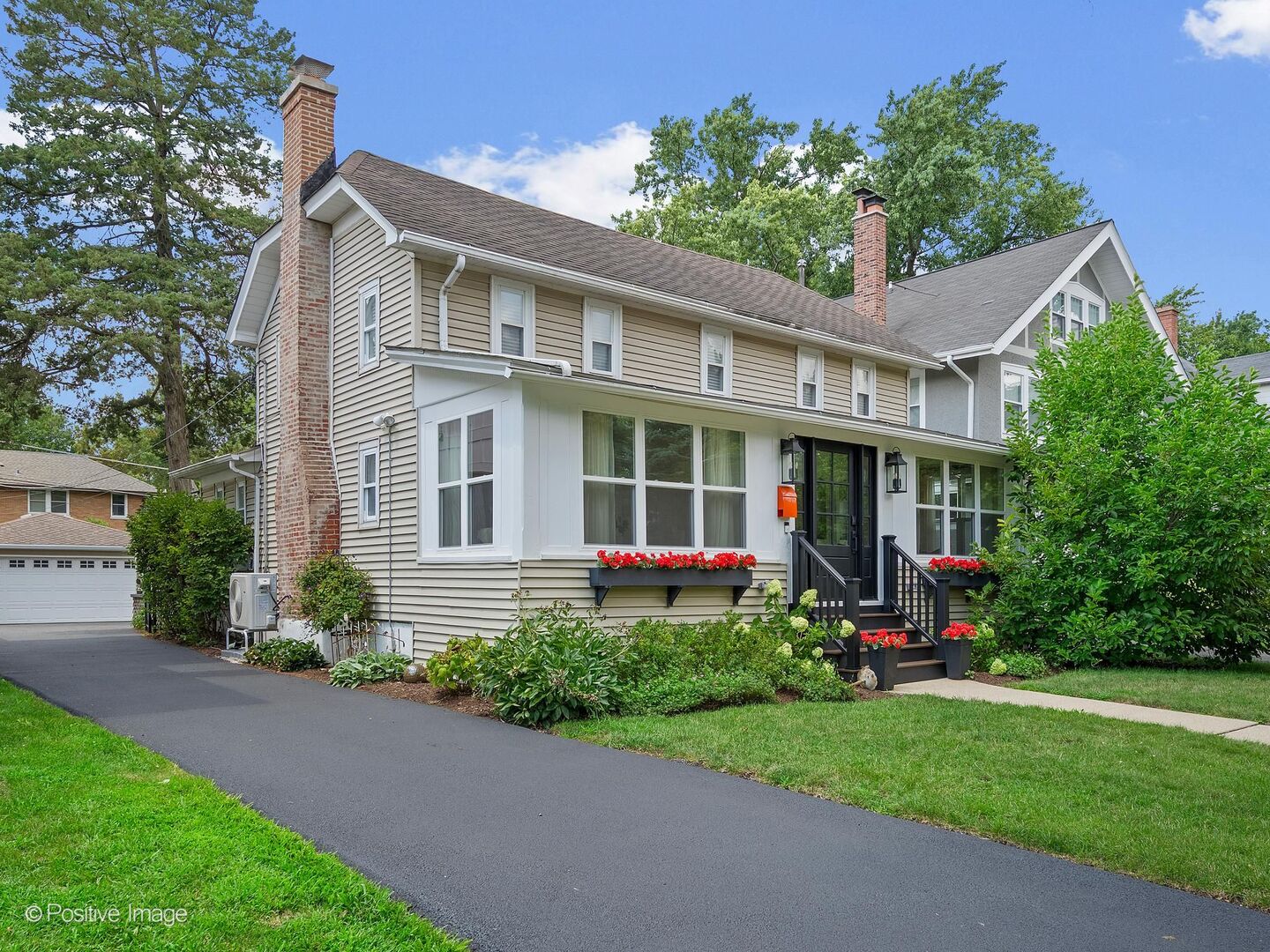 236 BRAINARD Avenue