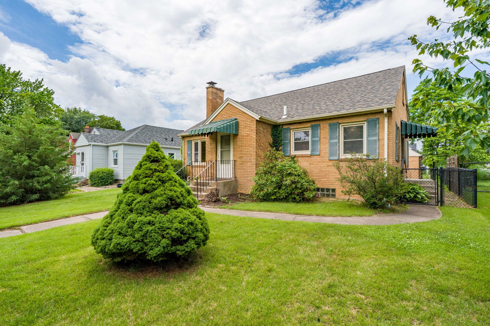 2627 9th Street