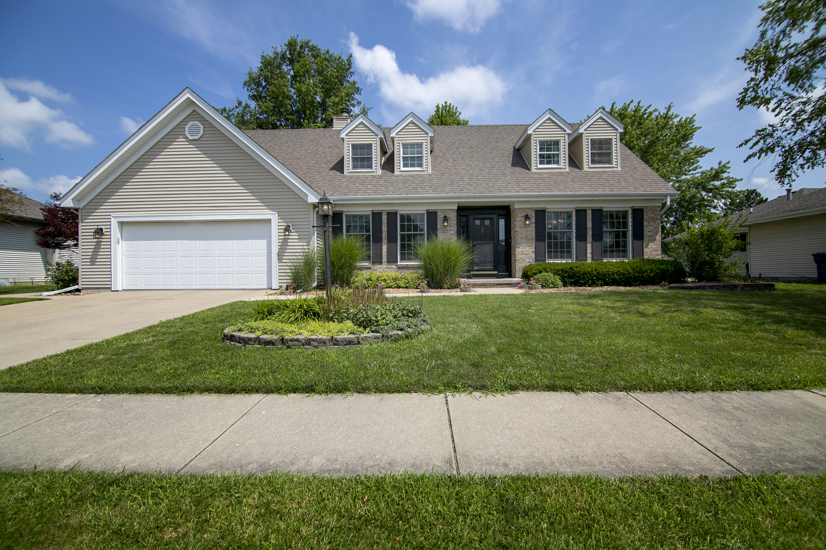 1190 Vantage Lane