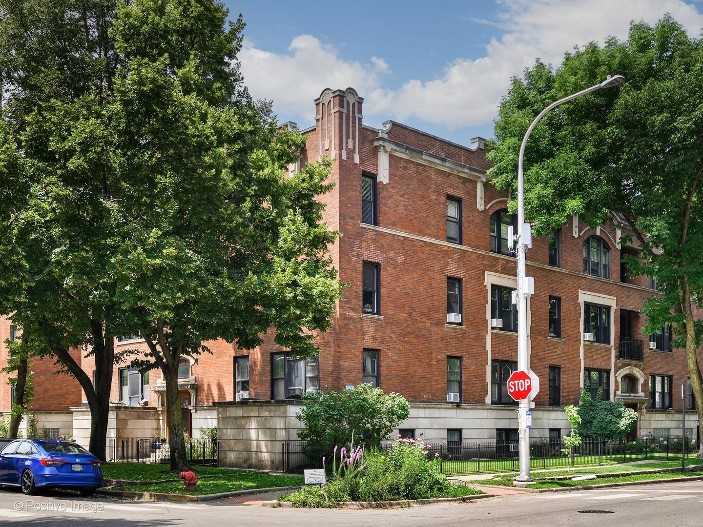 1202 Waveland Avenue