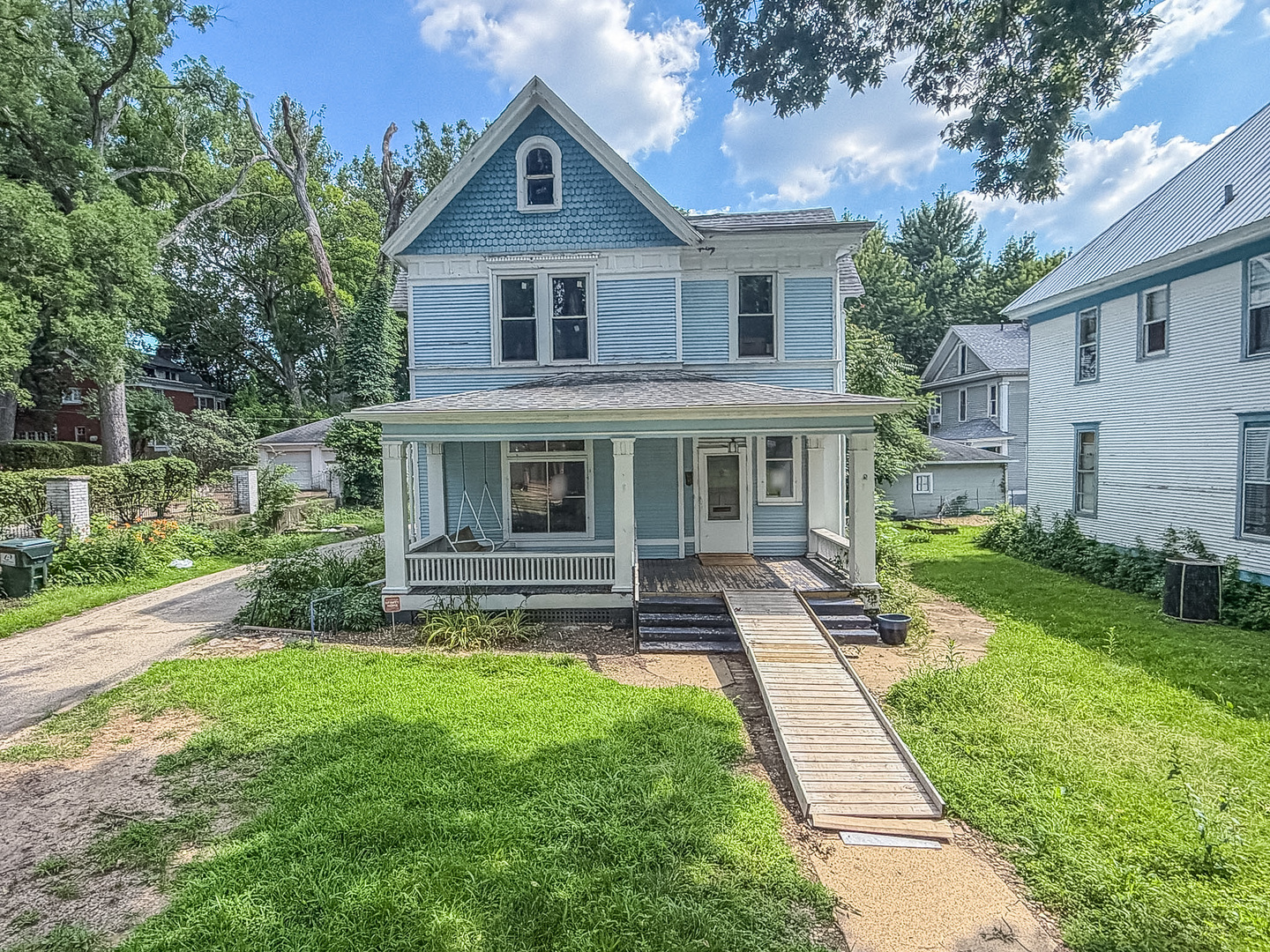 437 Decatur Street