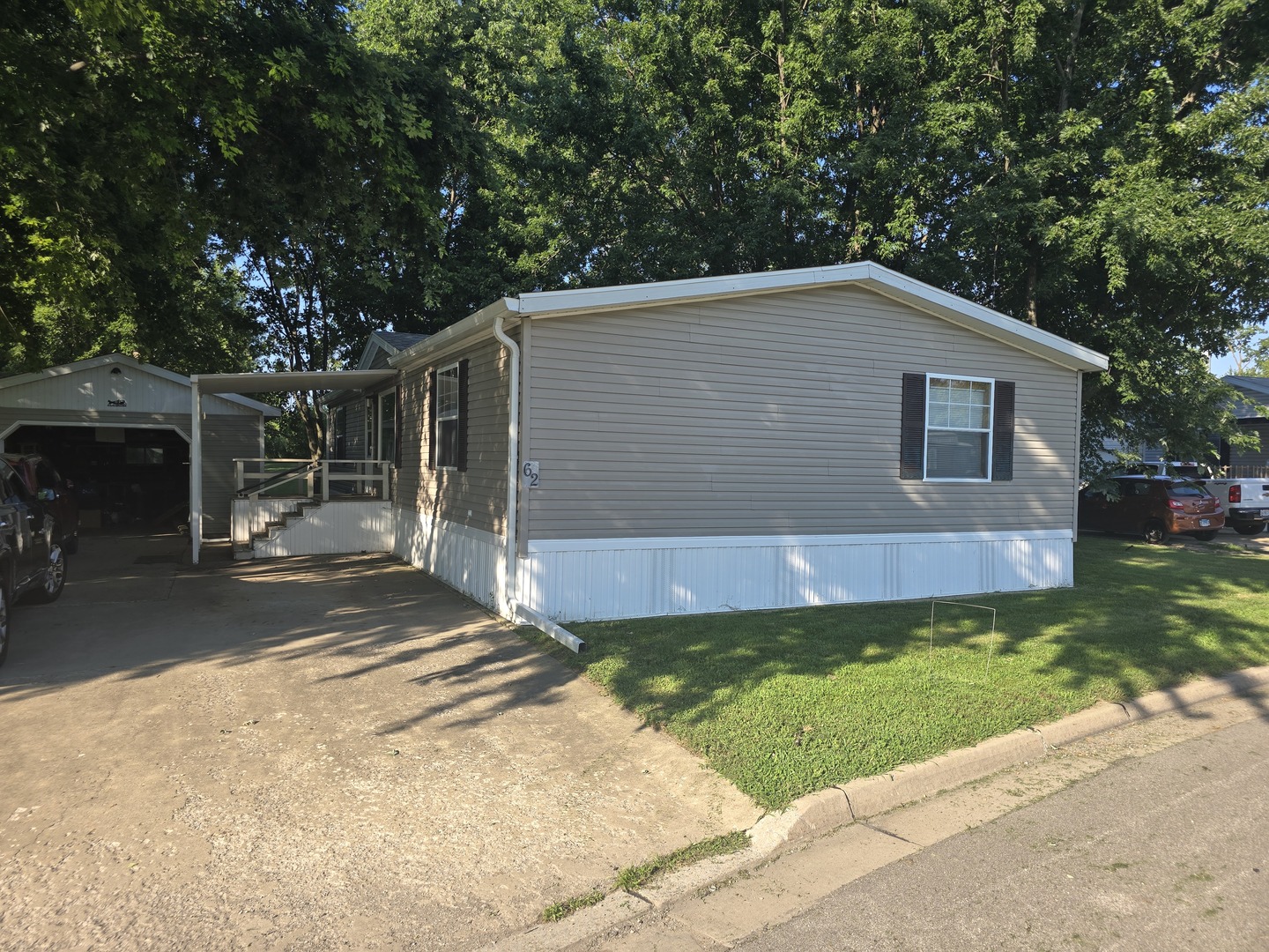62 Avenue A