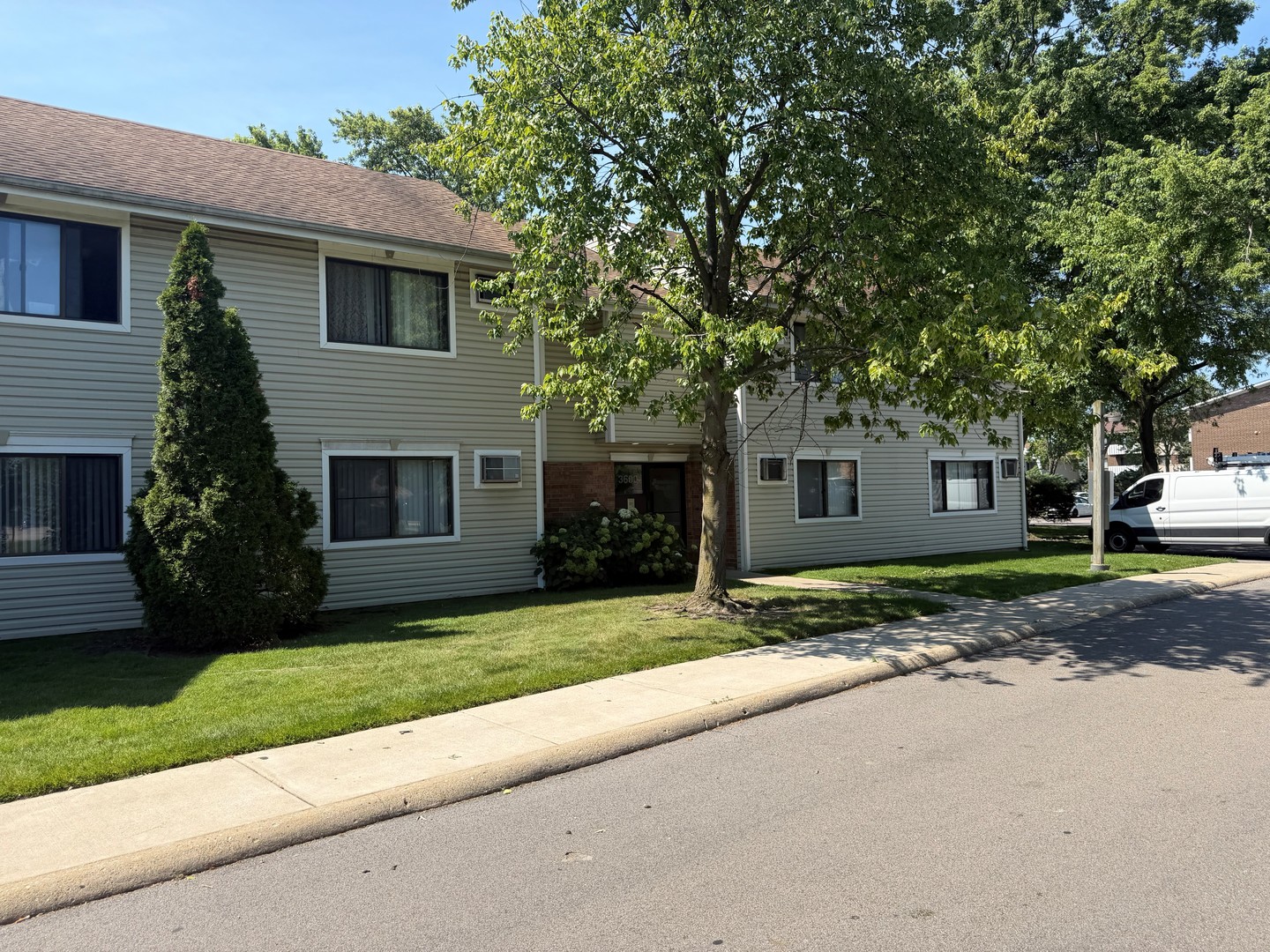 3600 Bayside Drive