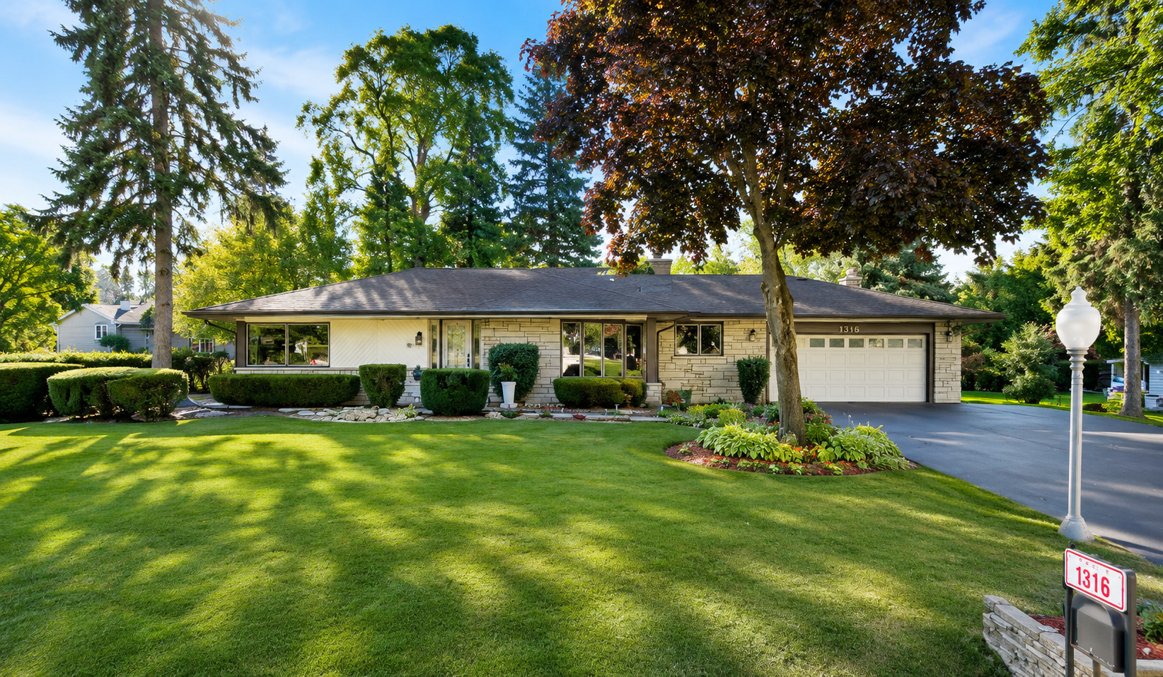 1318 Sunset Drive