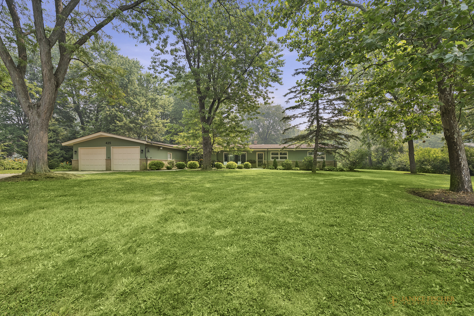 425 Greenwood Lane