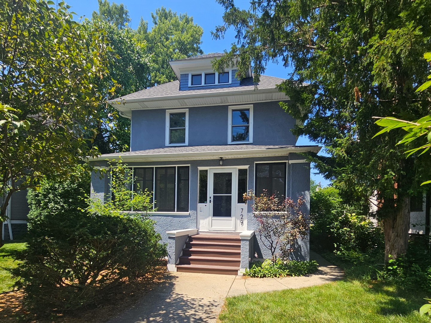 729 Grove Avenue
