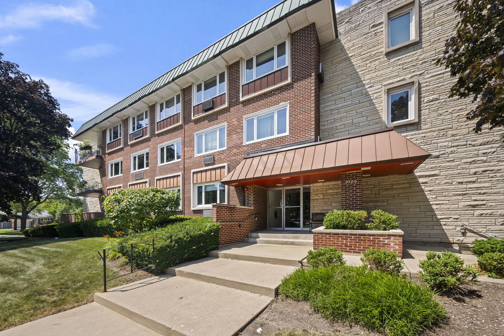 2700 Bel Aire Drive
