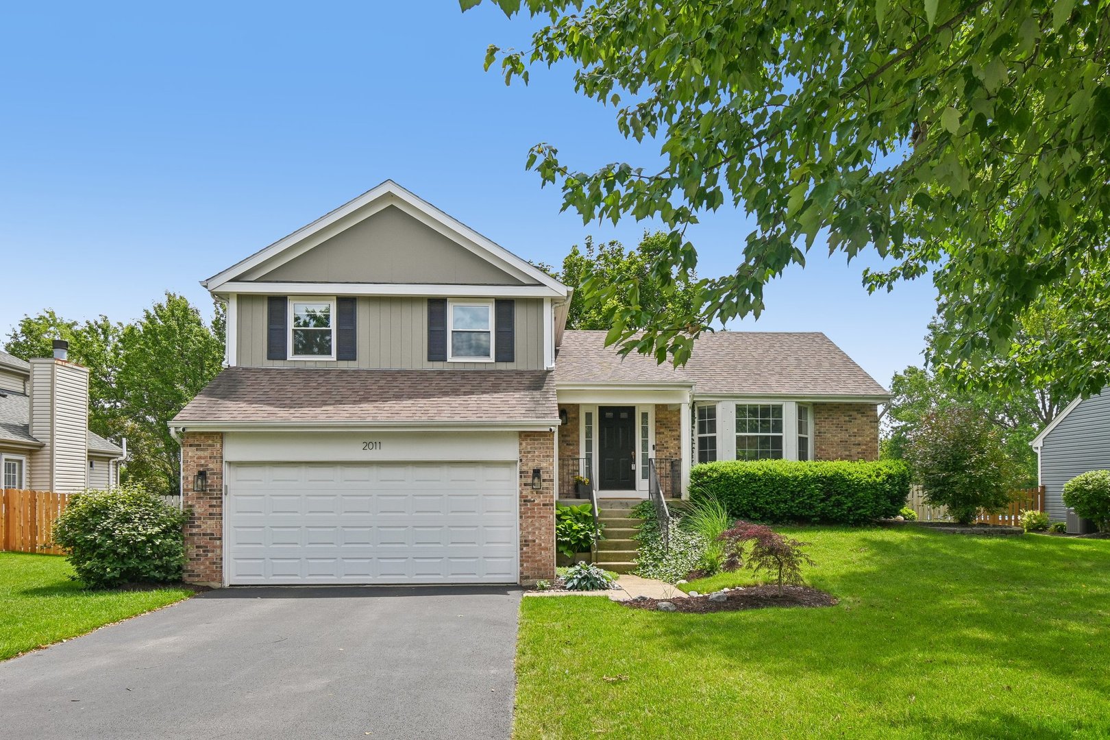 2011 Glenmoor Drive