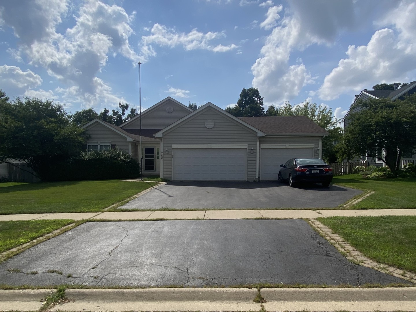 758 Overlook Trail