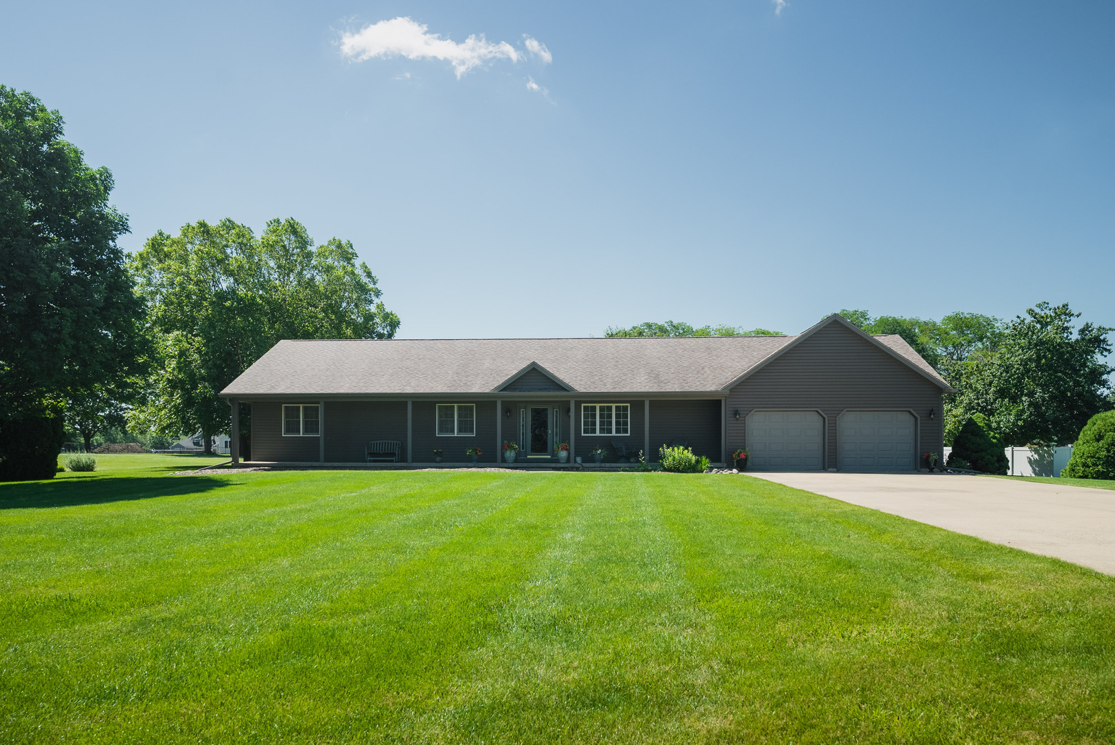 800 Burgess Drive