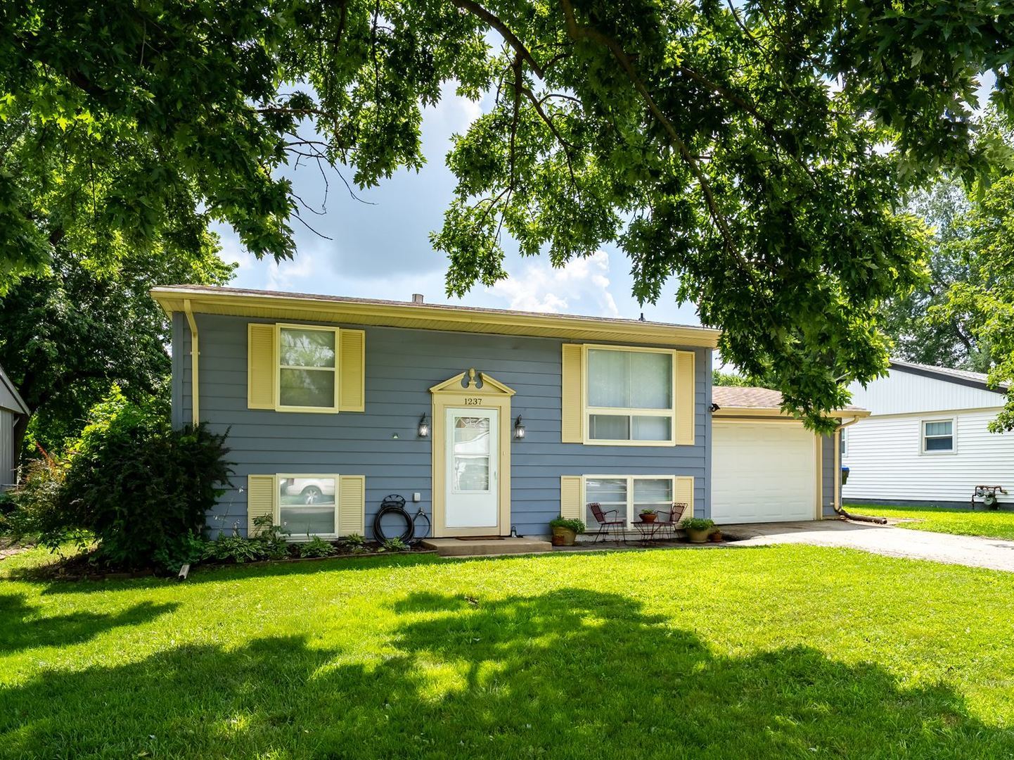 1237 Mount Vernon Drive