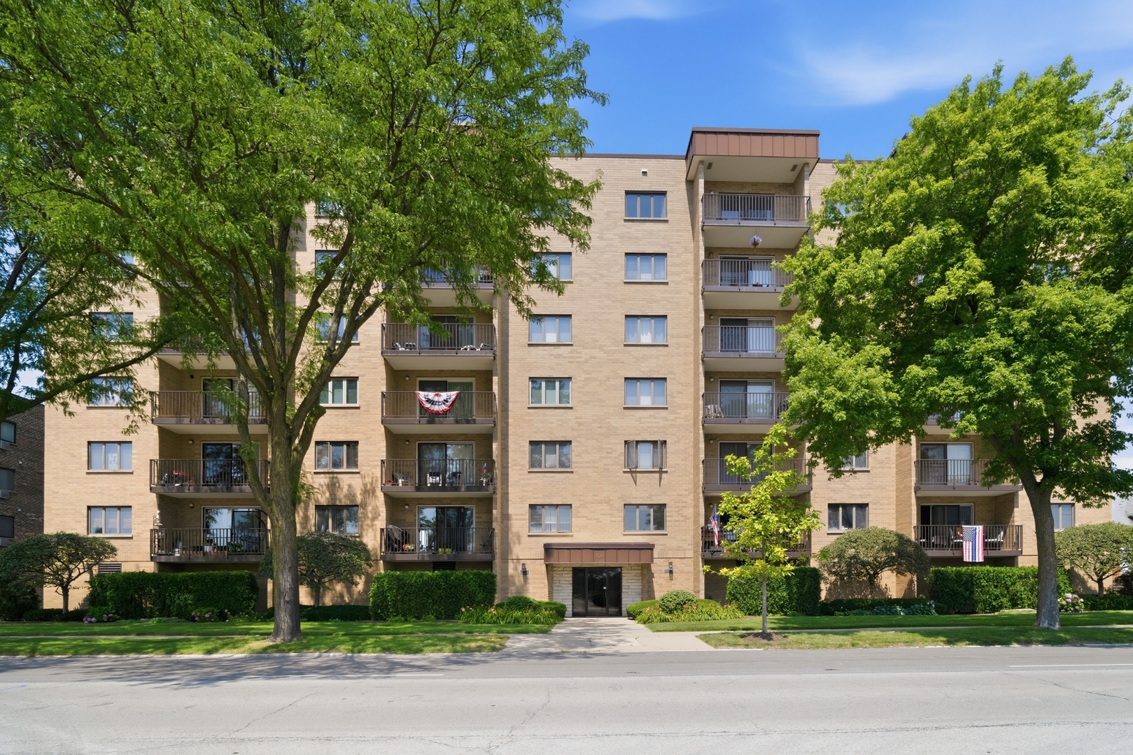 700 Graceland Avenue