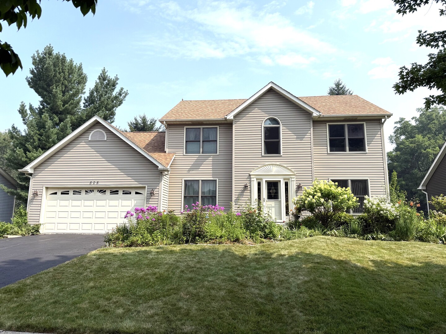 505 BOARDMAN Circle