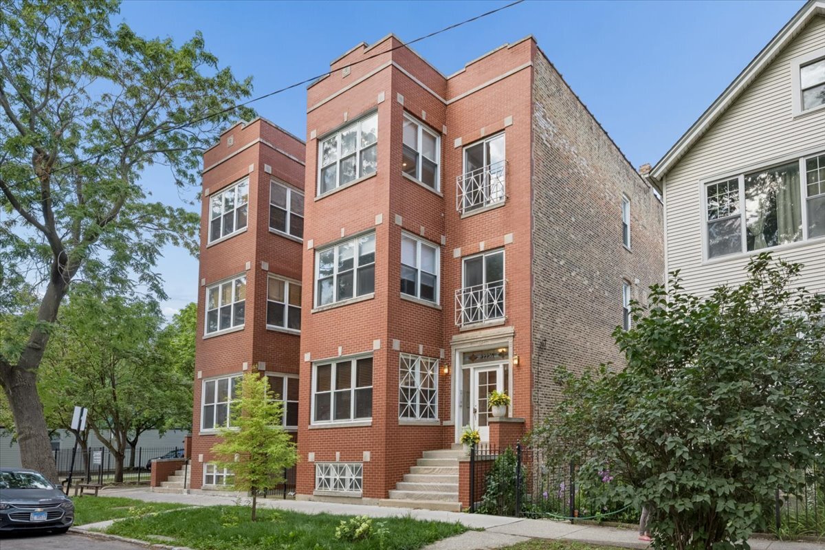 2236 MAPLEWOOD Avenue