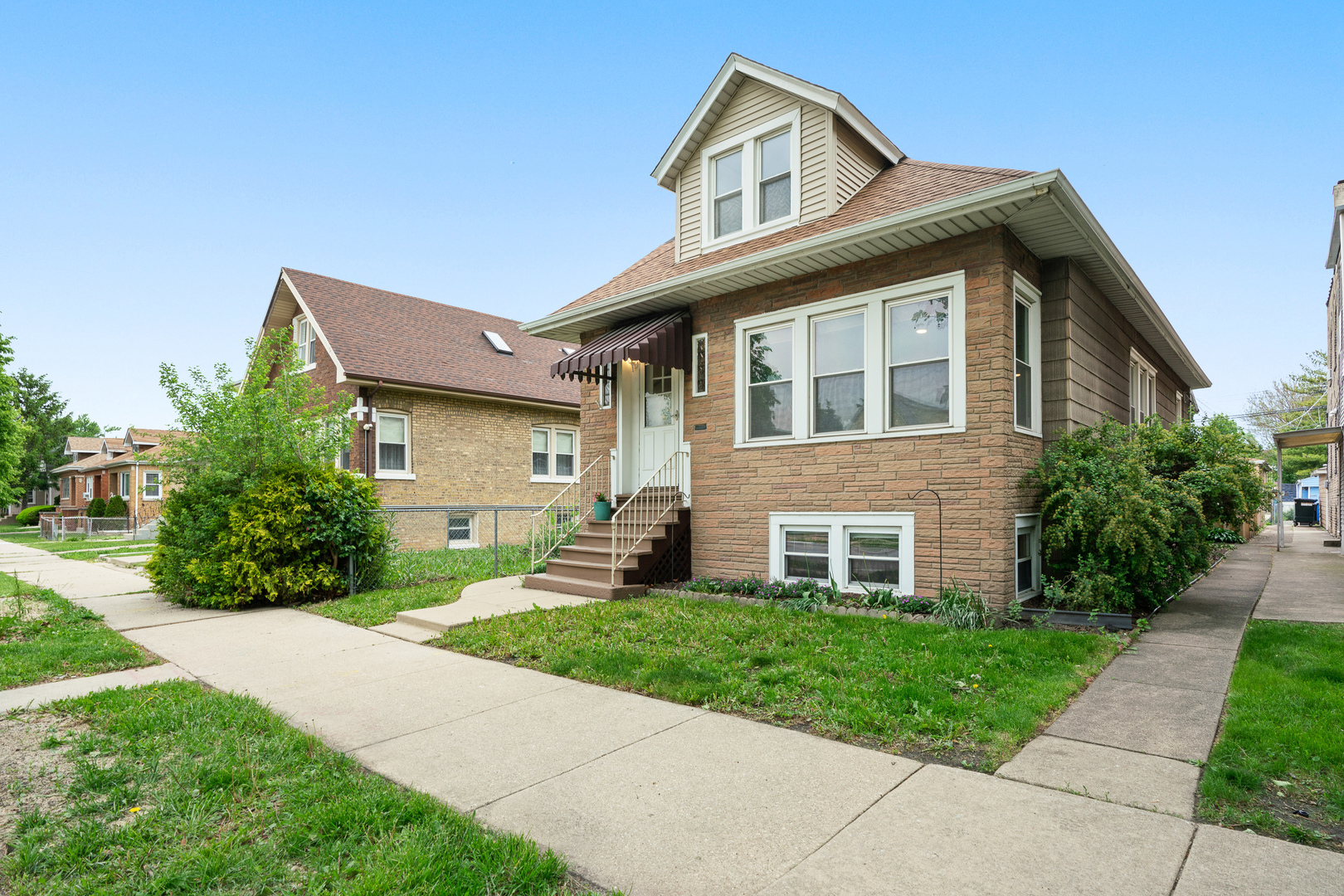 2605 Oak Park Avenue