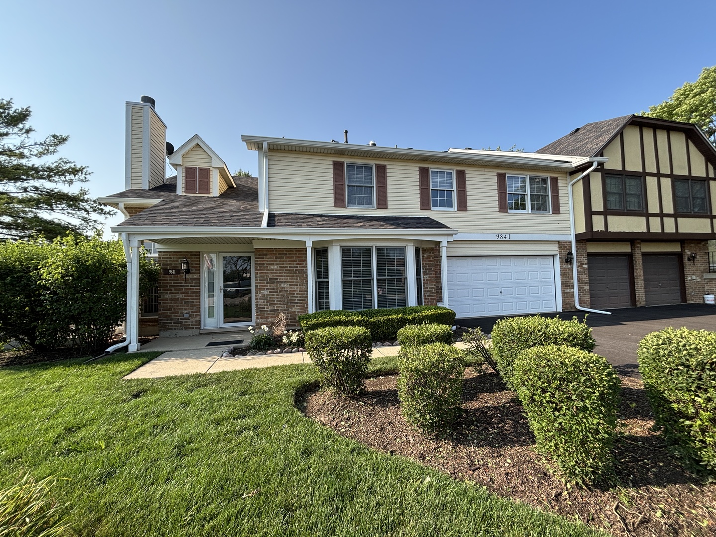 9841 Cambridge Drive